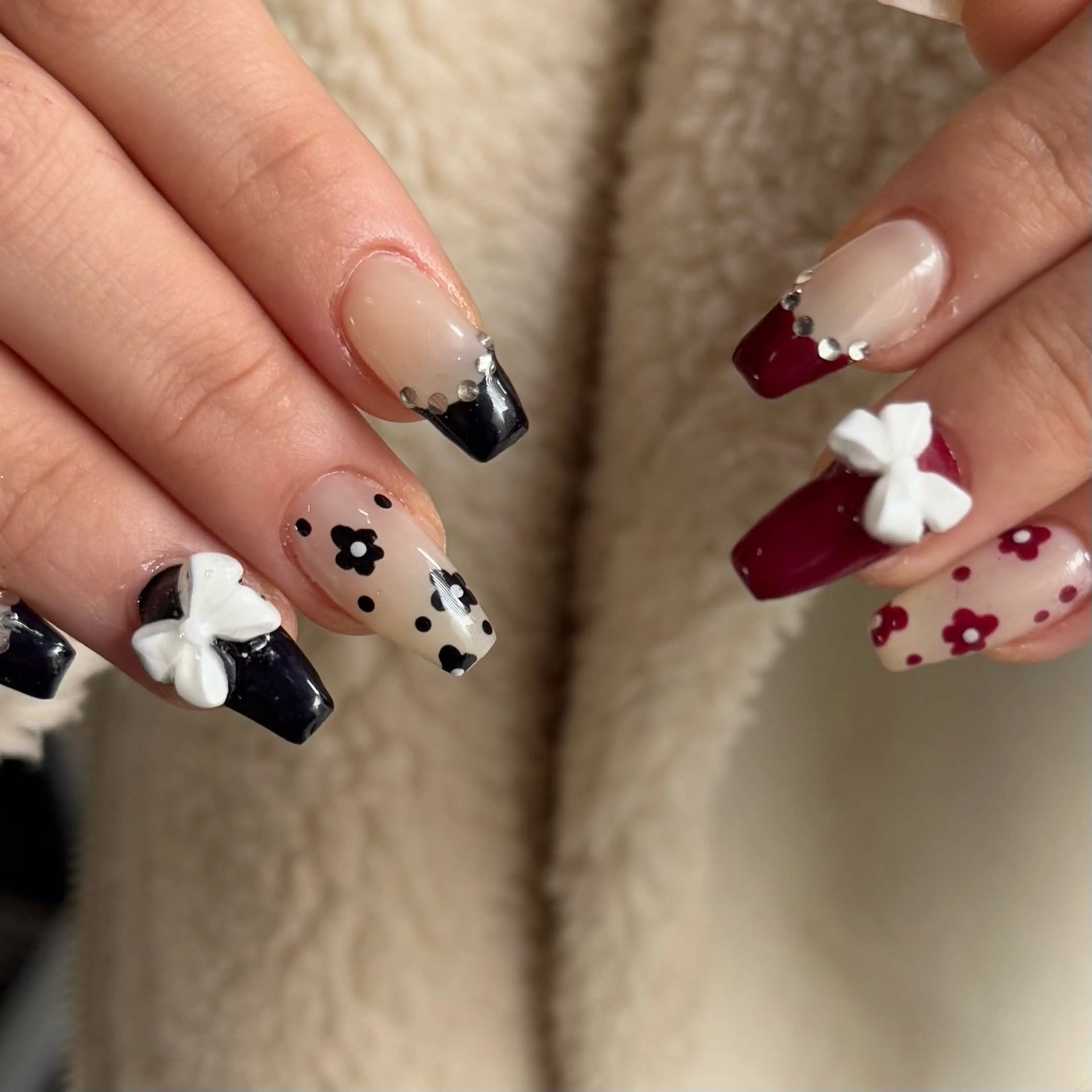 ミディアム 小川 柚香のネイルデザイン