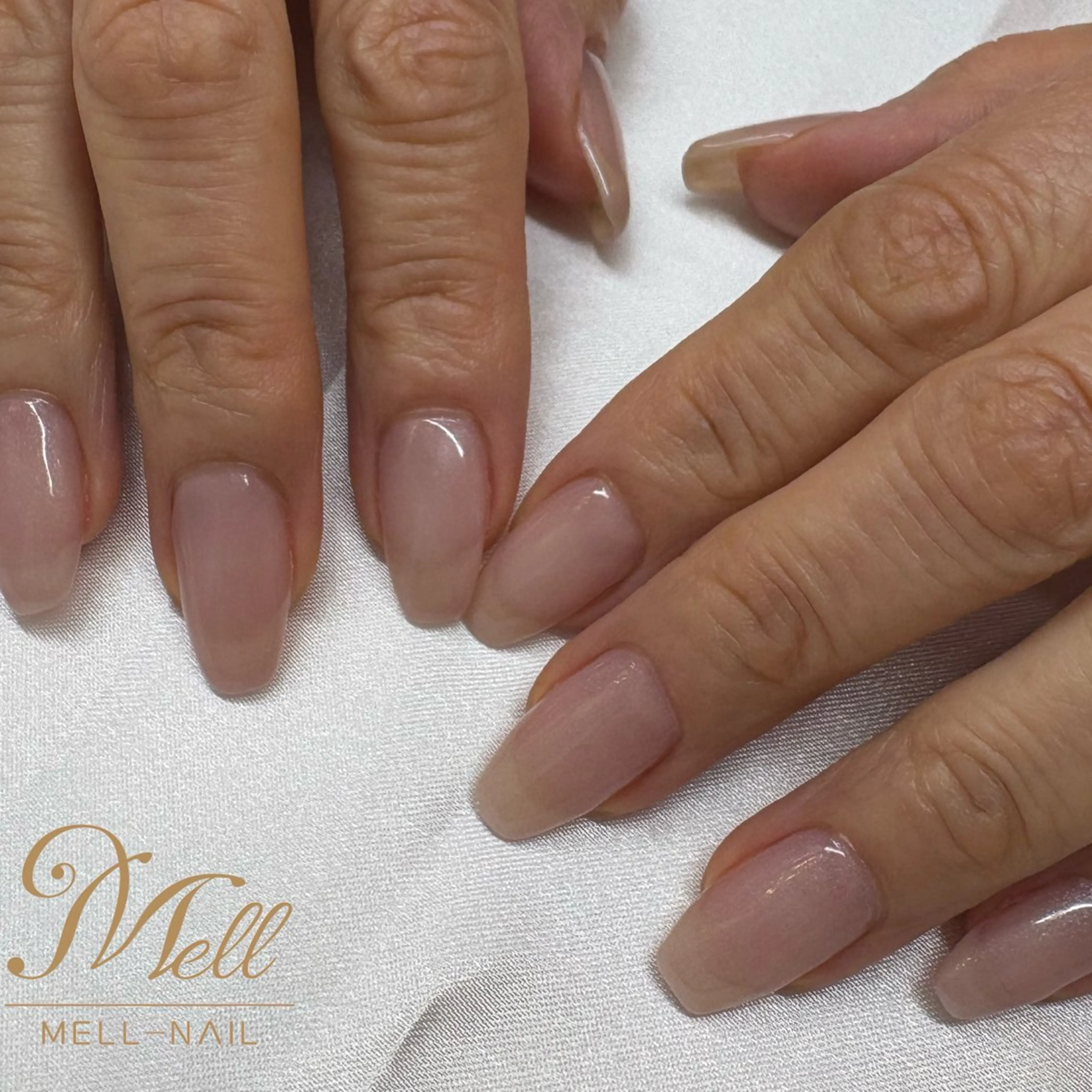 ロング Aimi. MELL-NAILのネイルデザイン