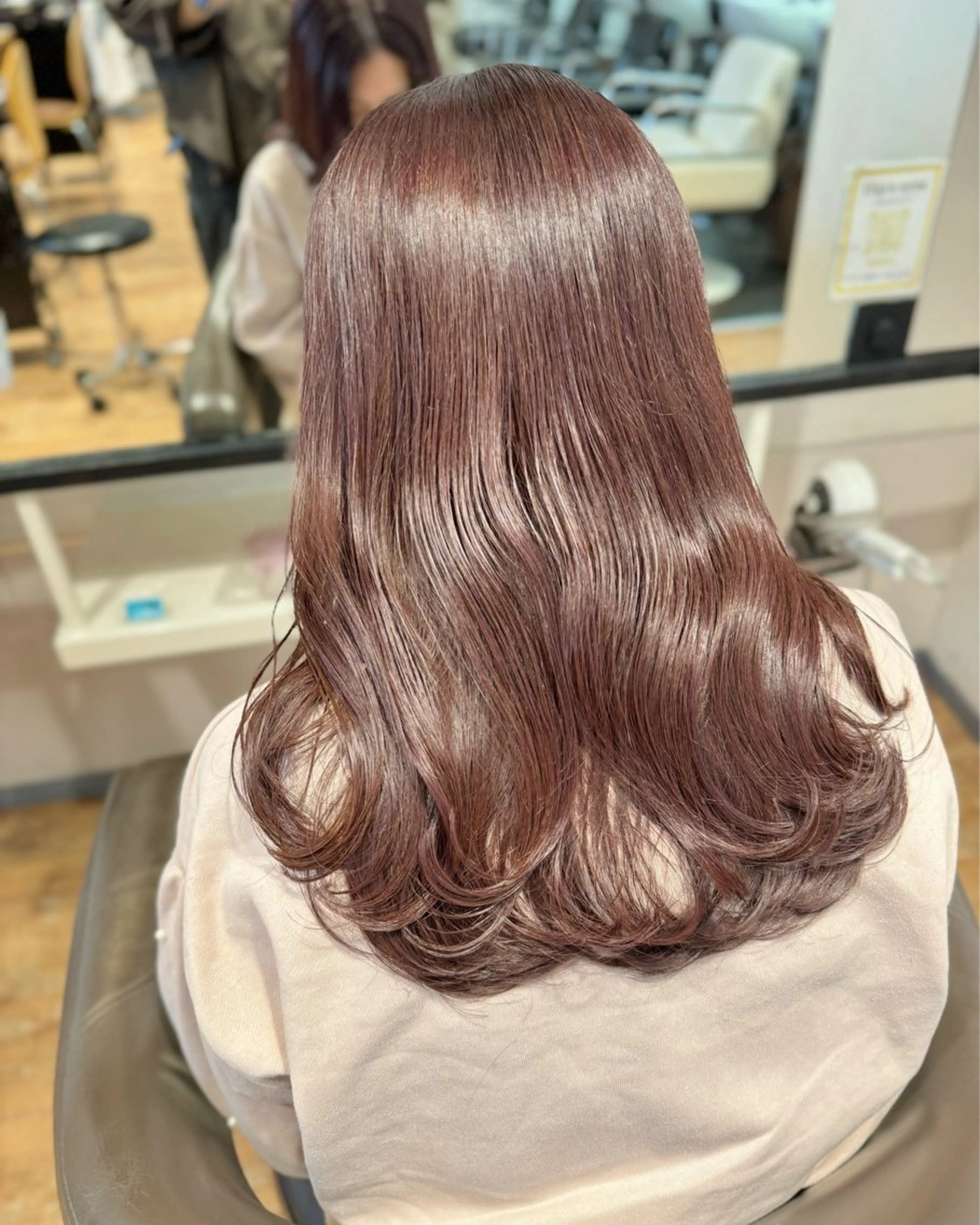 セミロング ヘアカラー トリートメント ほさか しんごのヘアスタイル