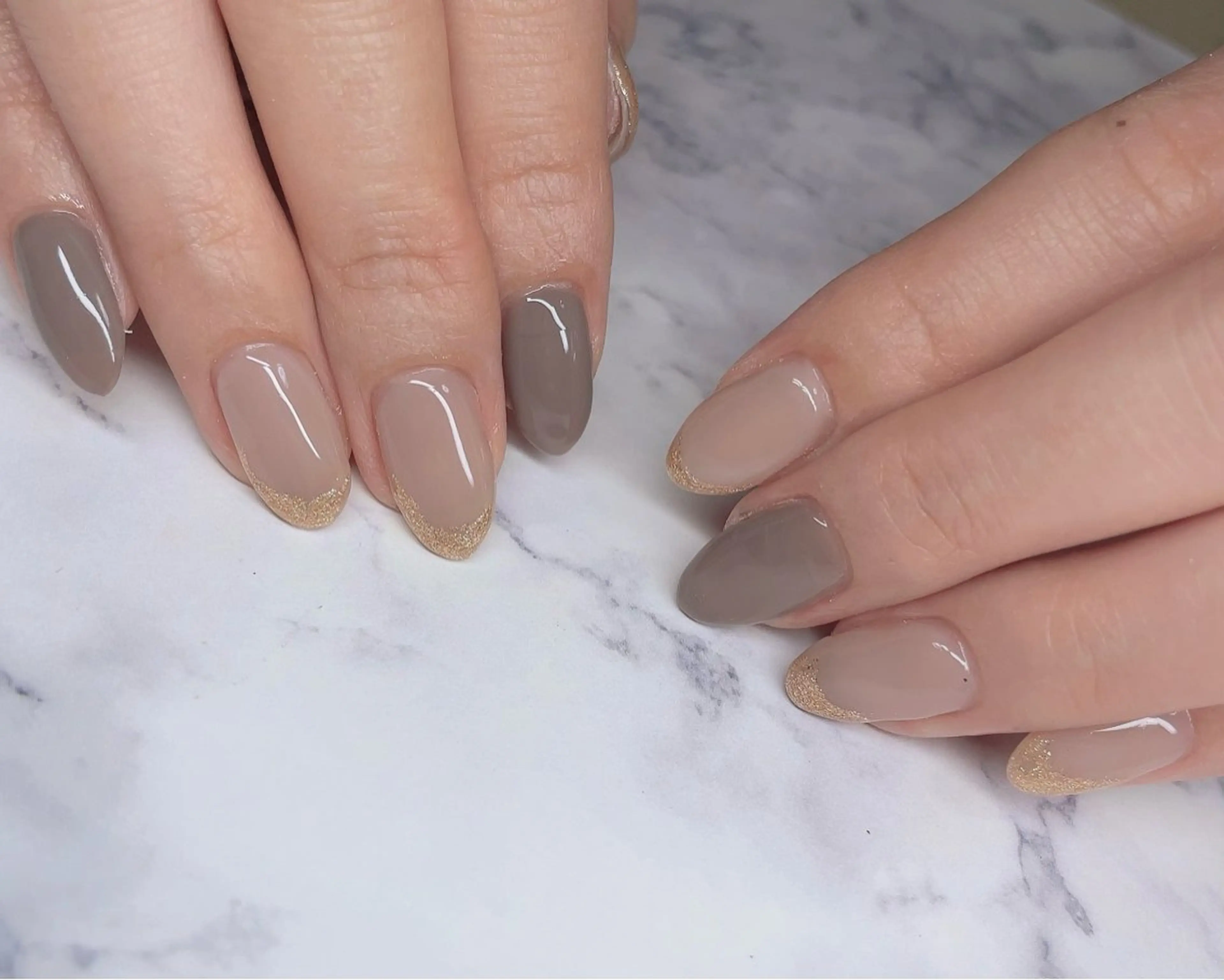 ネイル フレンチネイル ラメ(グリッター) オフィスネイル NailbyN所属・Nail_by N1のネイルデザイン