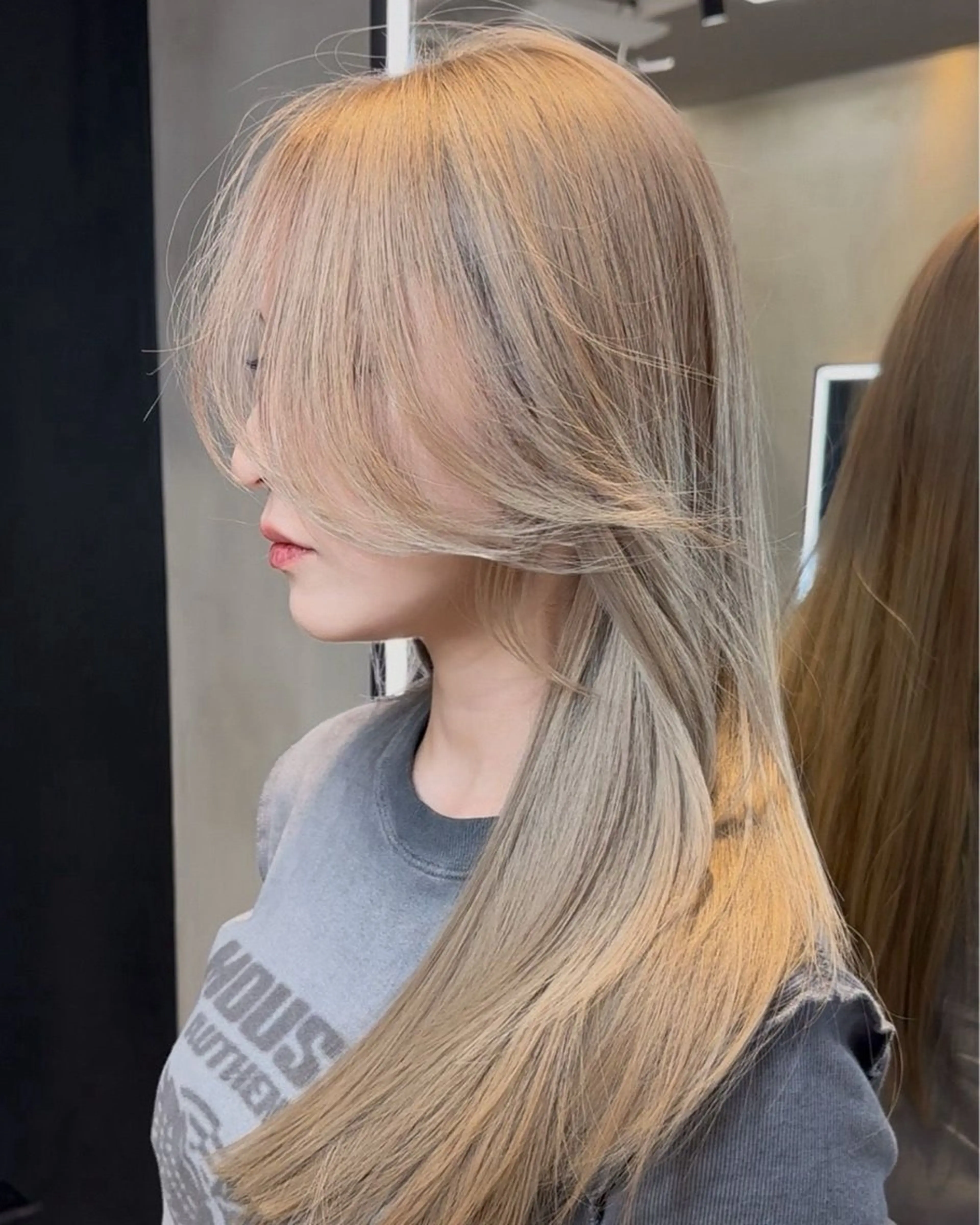 ロング カラー ベージュカラー ハイトーンカラー 中韓🇨🇳🇰🇷 🤍TAKAHIROのヘアスタイル