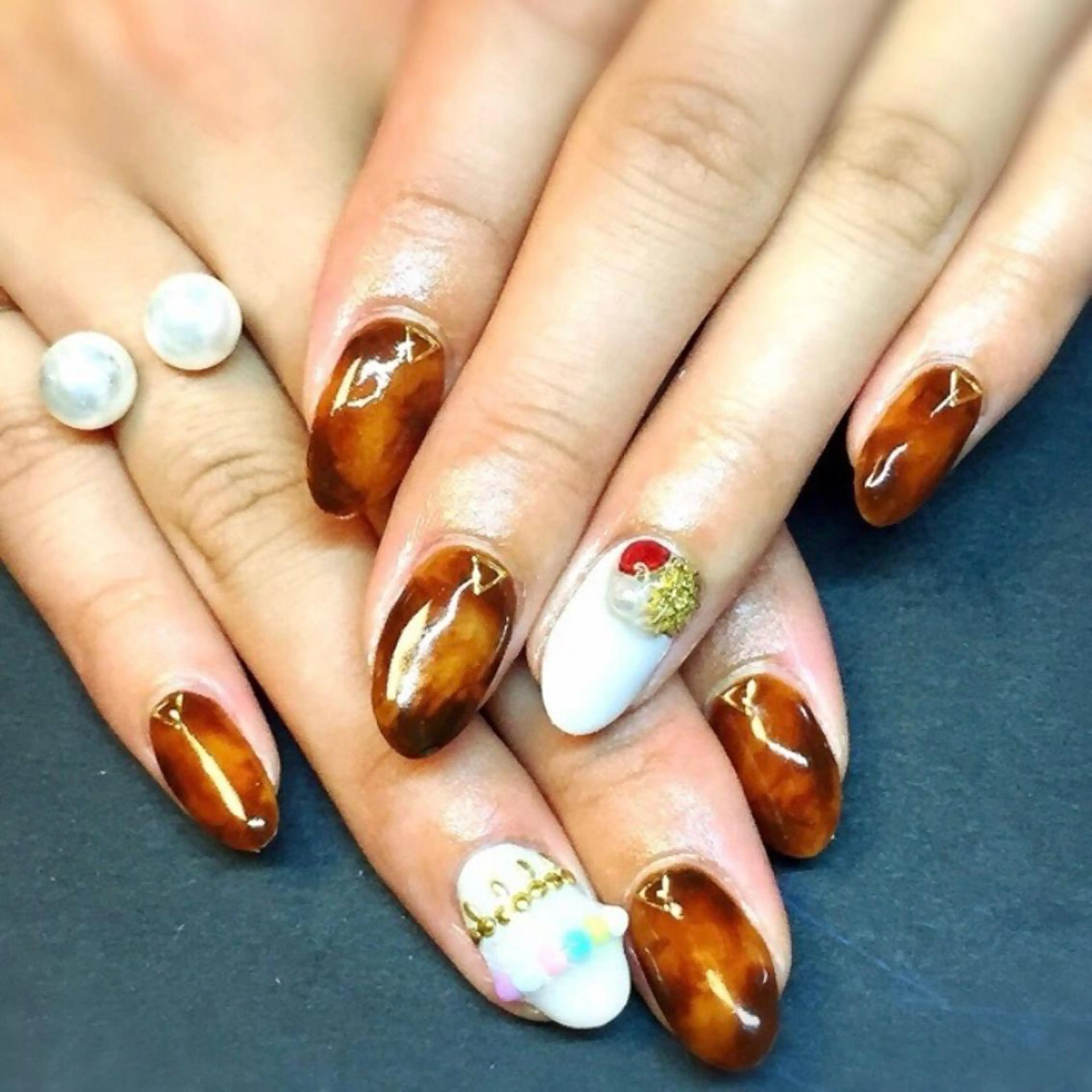 ネイル アートネイル 安藤 Charlotteのネイルデザイン