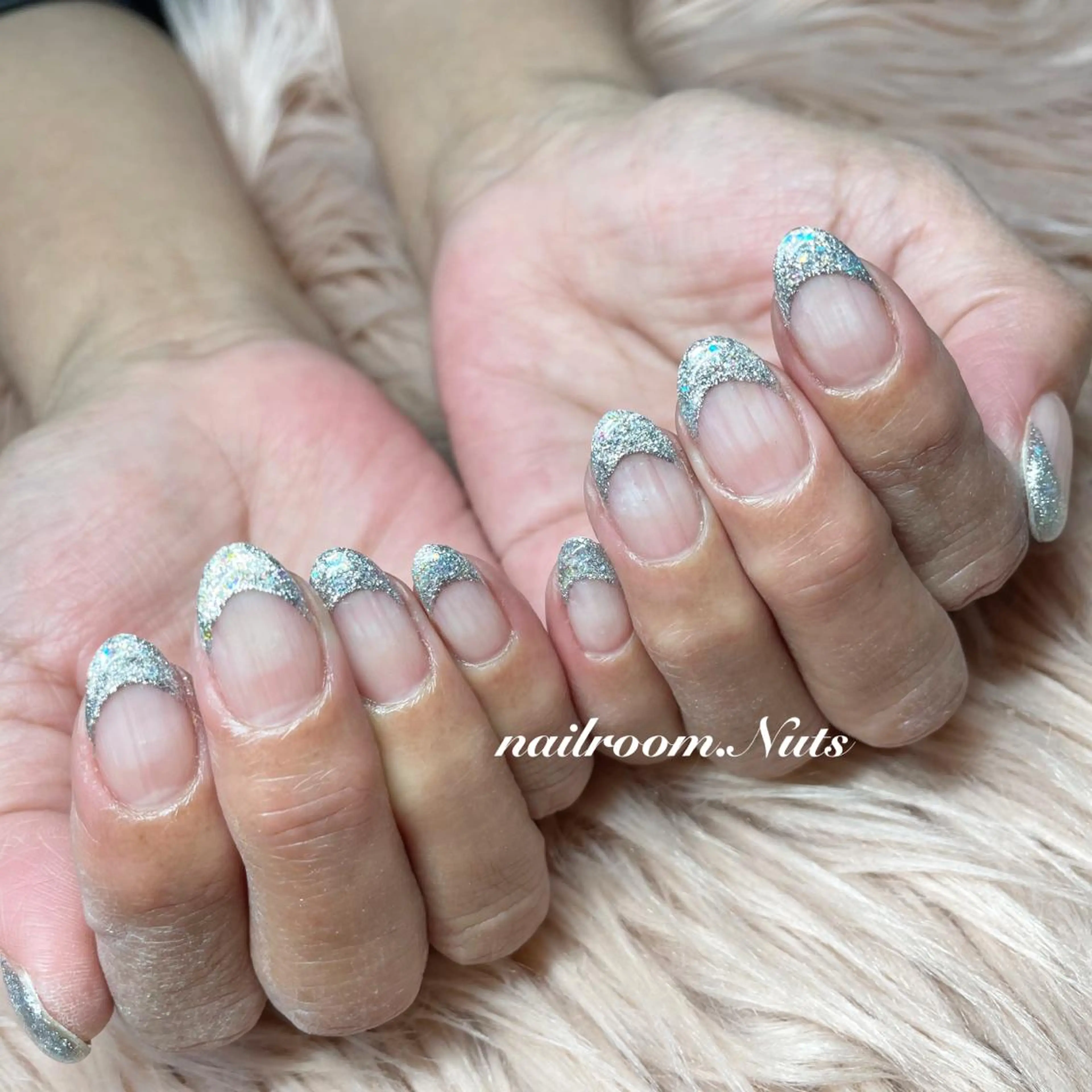 ネイル ハンドネイル nailsalon Nutsのネイルデザイン