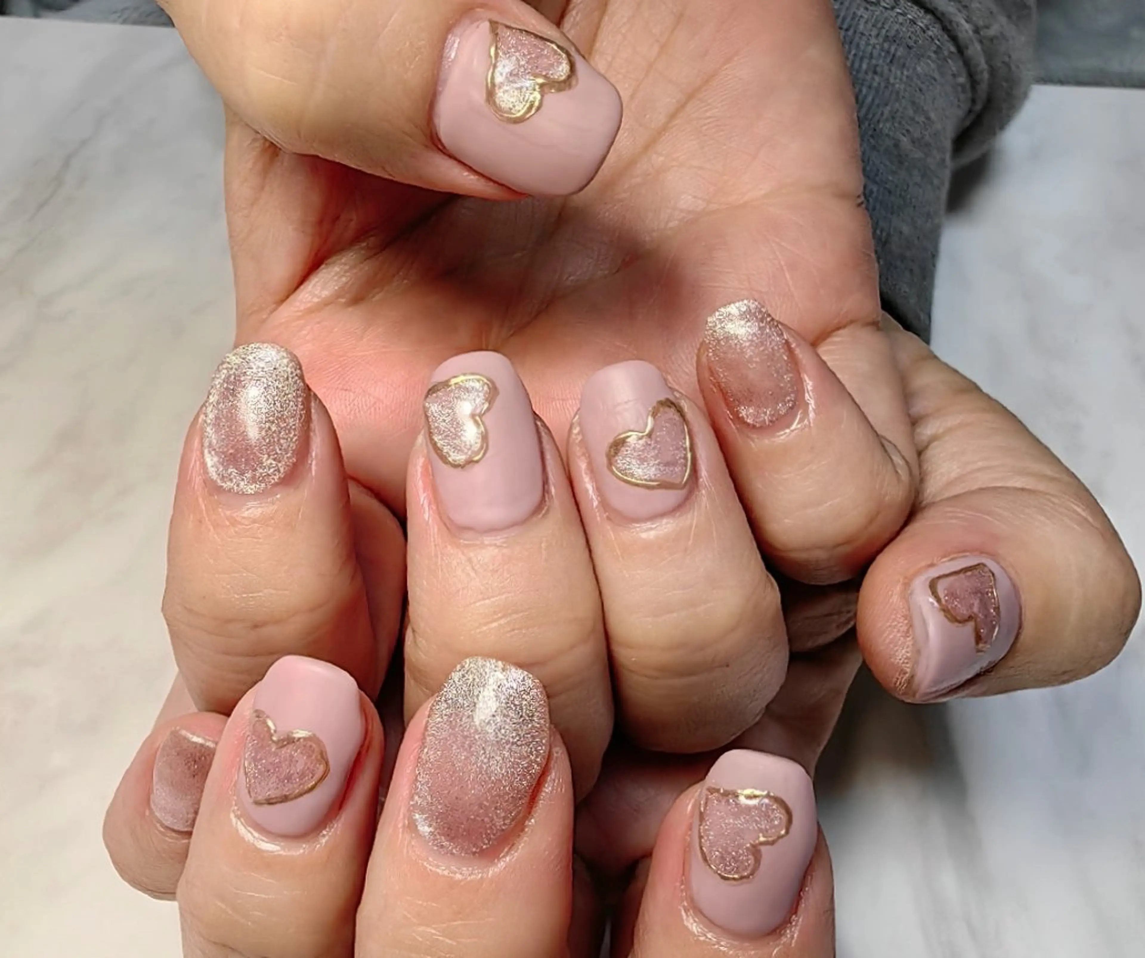 ネイル マグネットネイル ハンドネイル reve あやののネイルデザイン