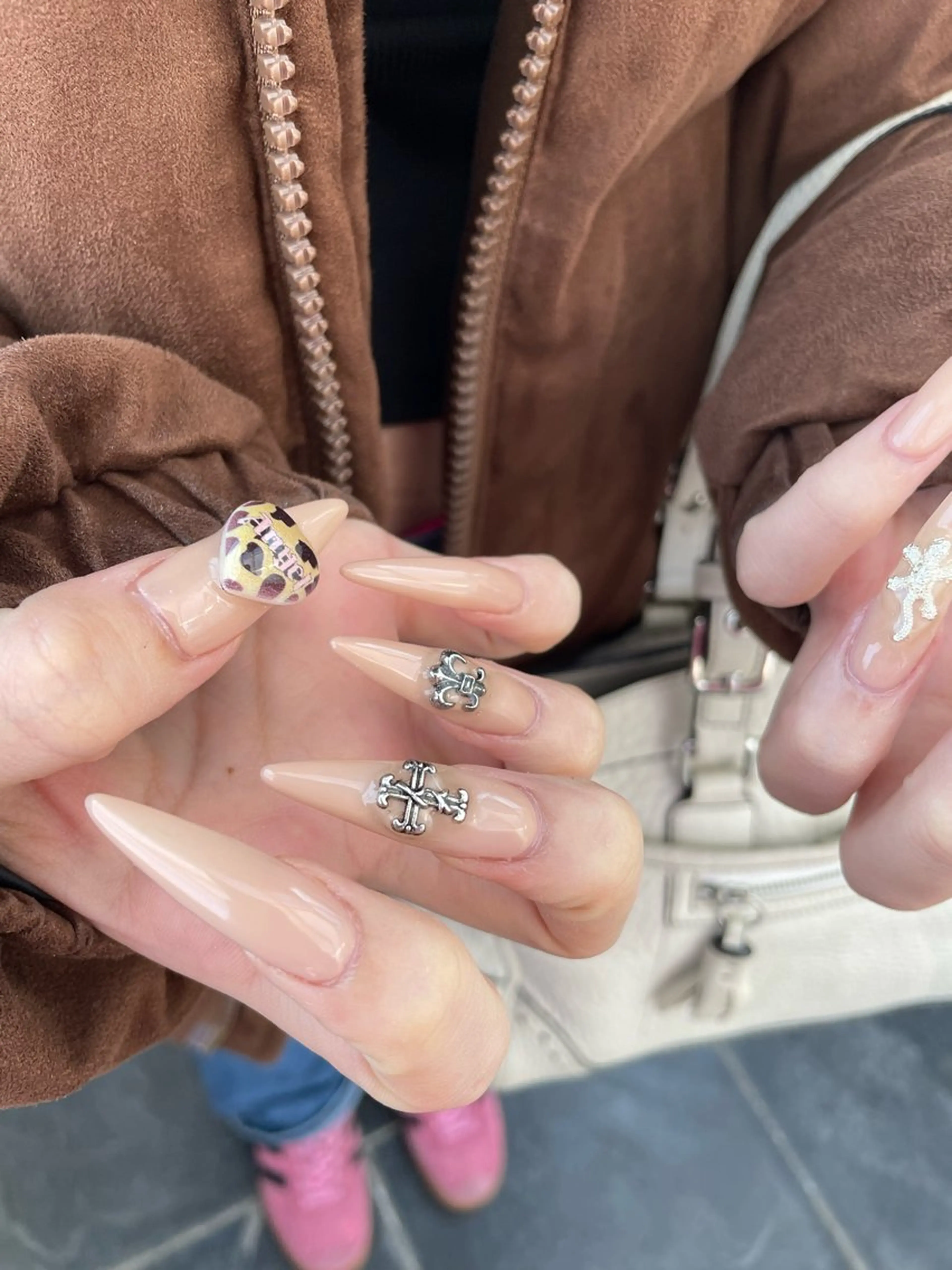 ネイル ハンドネイル Nail ヌシん家 AKANEのネイルデザイン