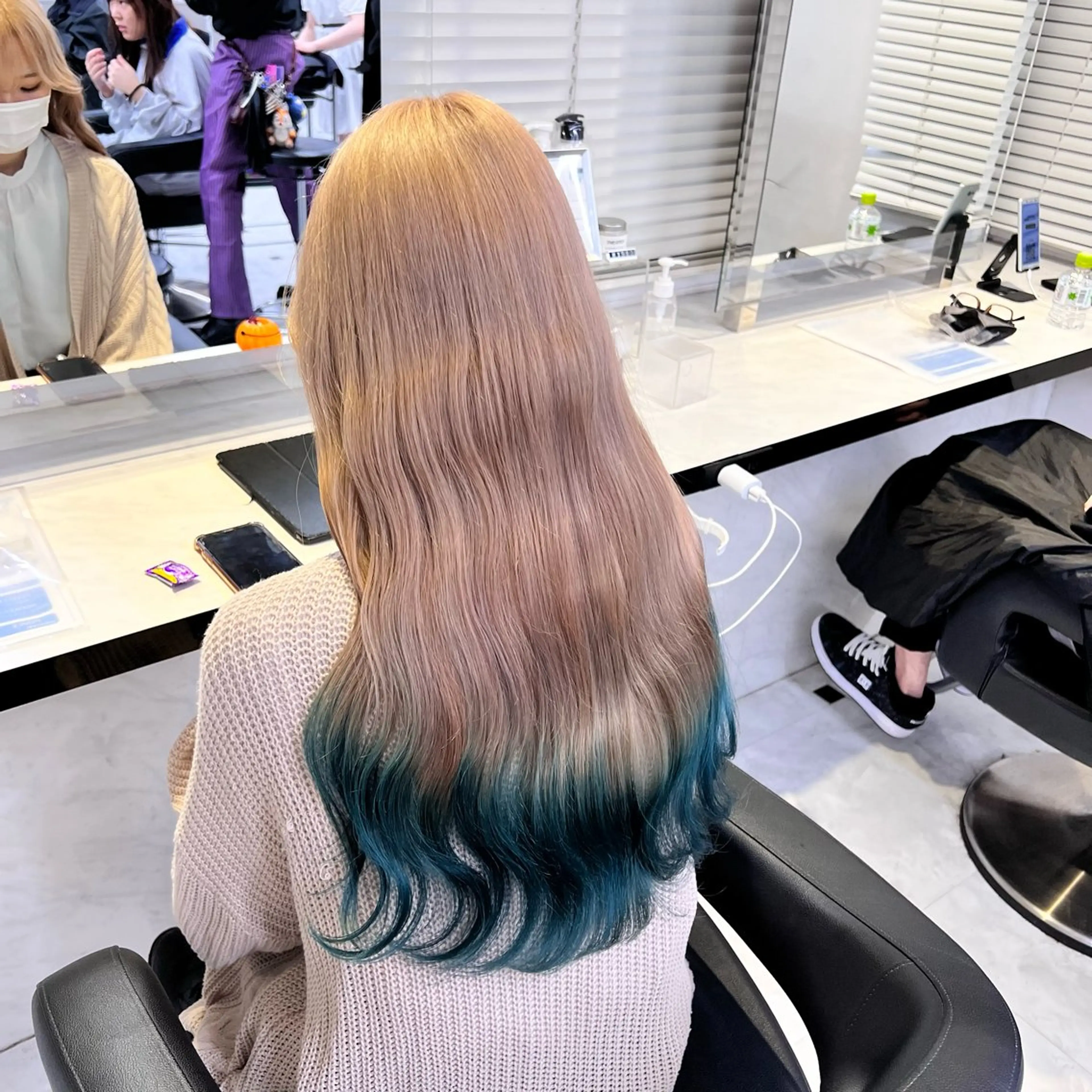 セミロング カラー ヘアアレンジ 💕上野美容師☁ ブリーチ💖サワのヘアスタイル