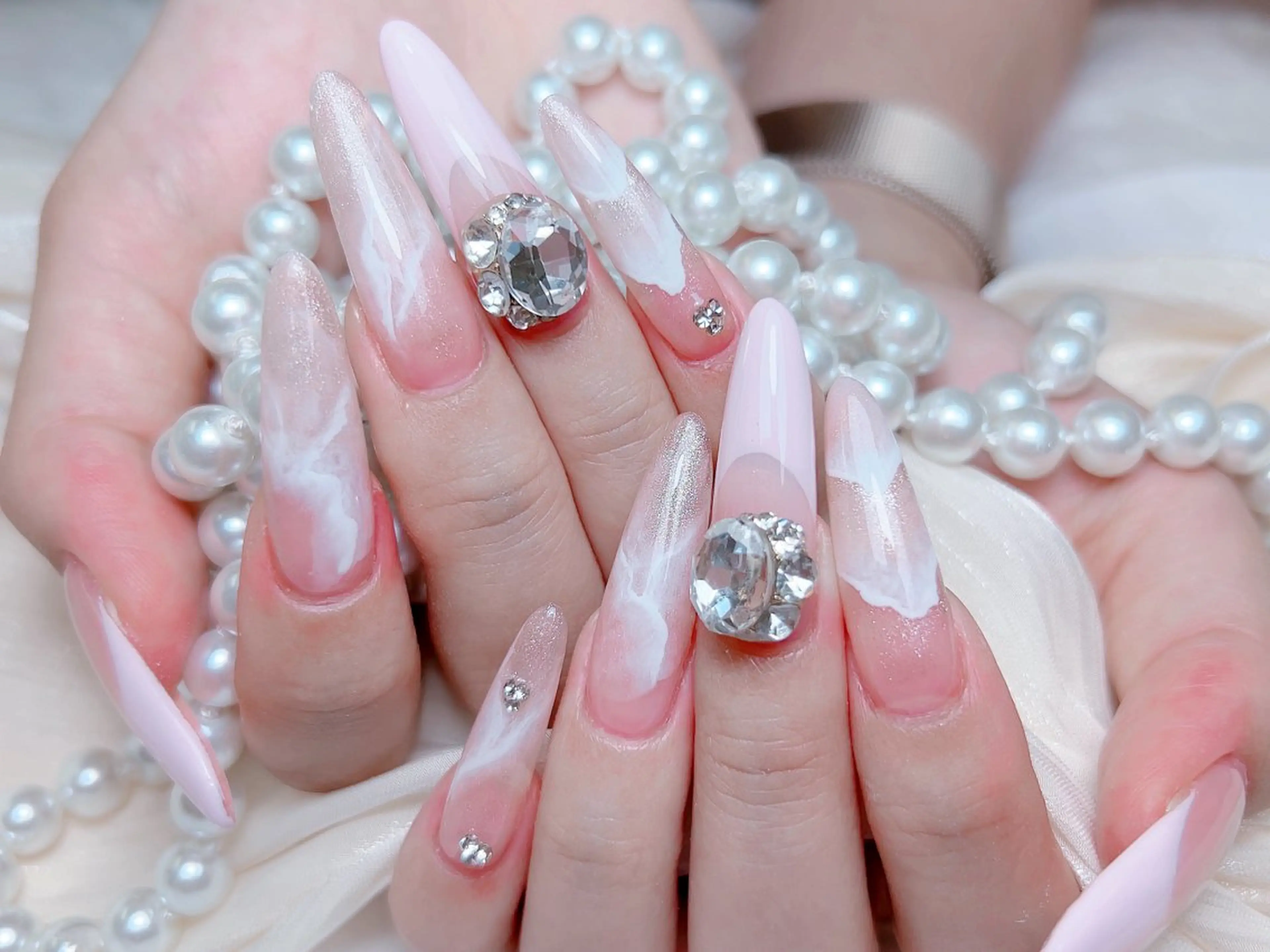 ネイル M🌷nail 長さだし専門店のネイルデザイン