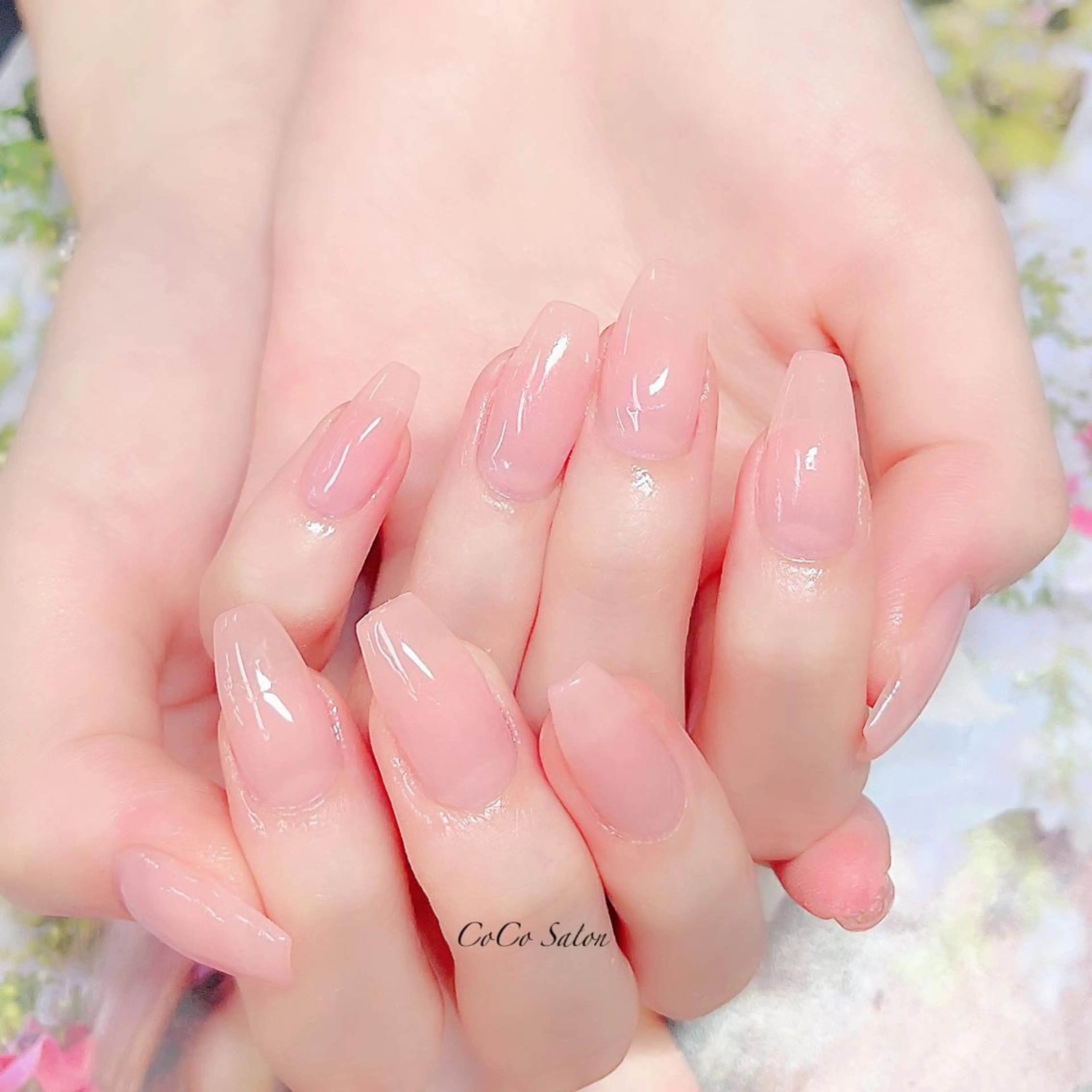 ネイル 長さ出し フラワーネイル ジェルネイル ホログラムネイル キラキラネイル ハンドネイル CoCoSalon ネイル/まつ毛予約のネイルデザイン