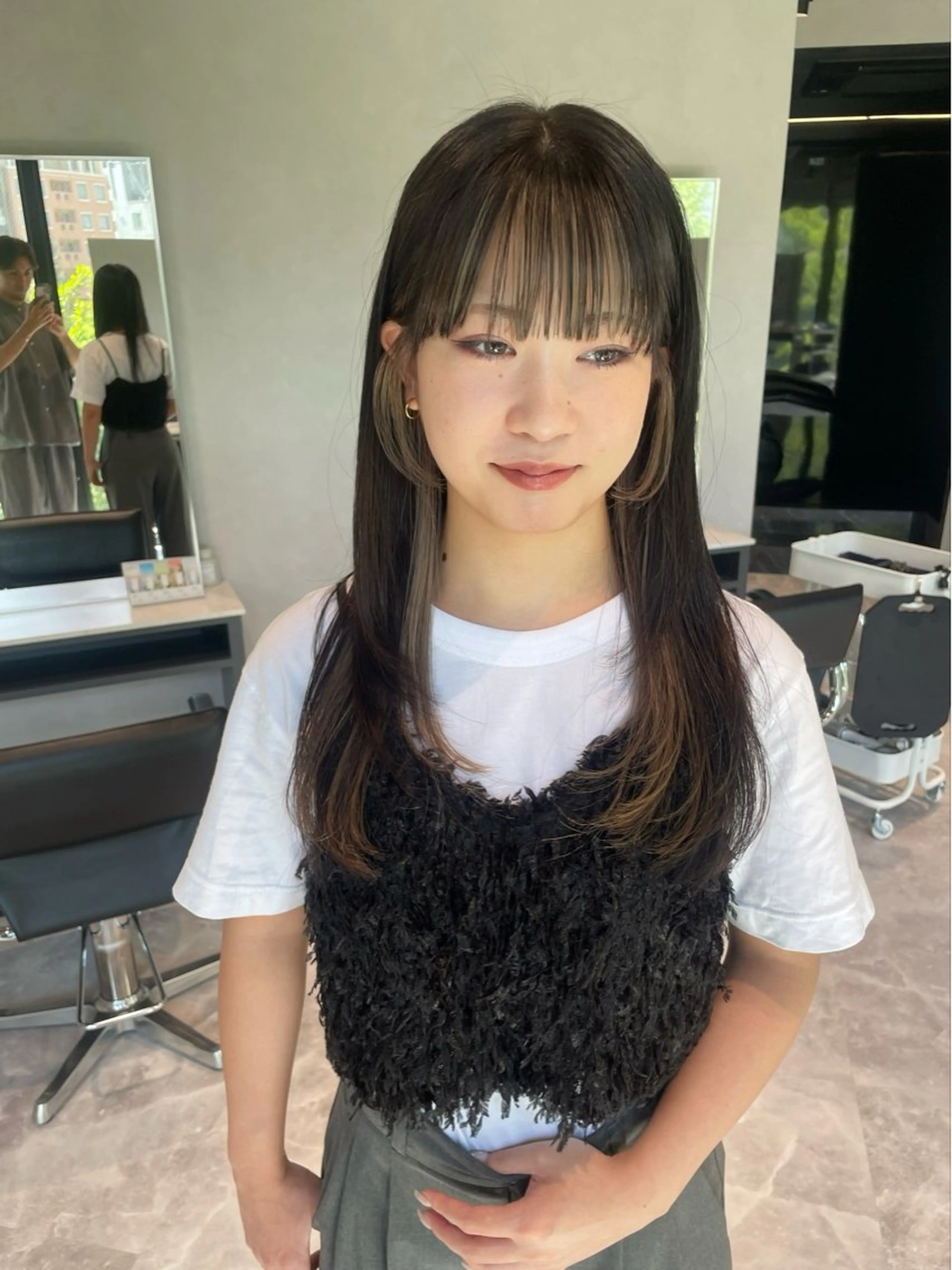 セミロング レイヤーカット 細山田 りゅうせいのヘアスタイル