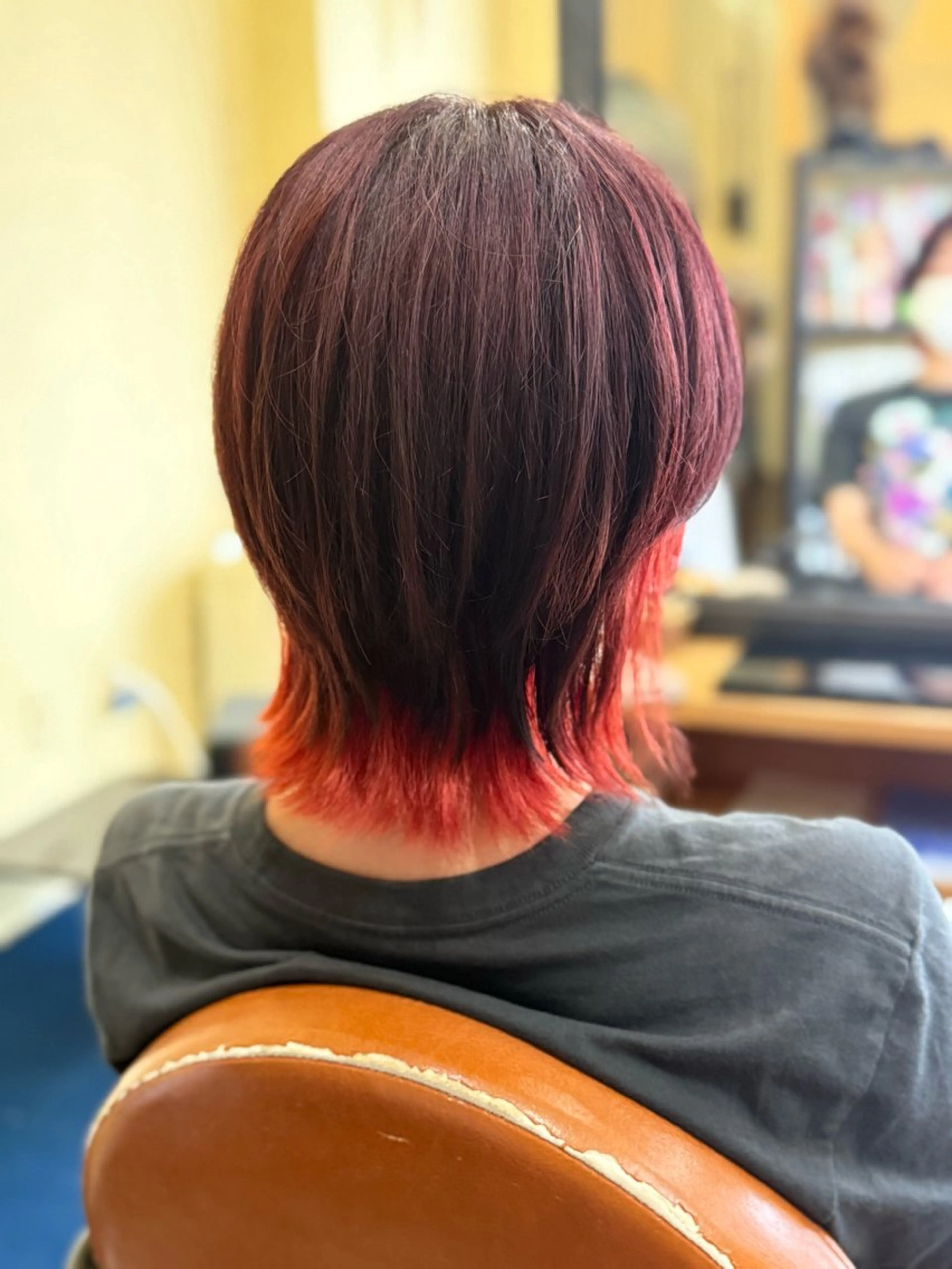カラー インナーカラー waratic 久場のヘアスタイル
