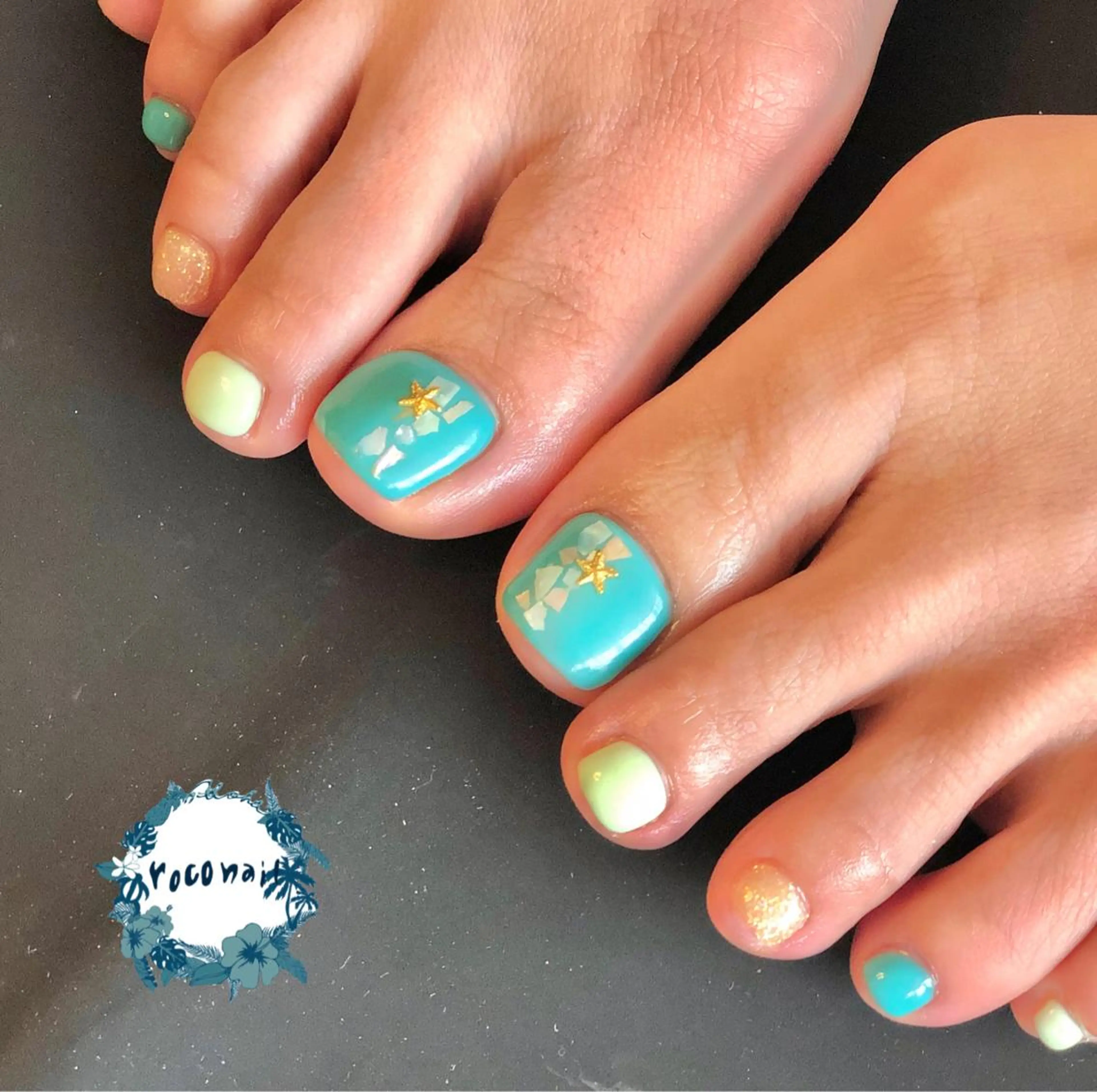 ネイル フットネイル オフィスネイル フットネイル roconail ヒロコのネイルデザイン