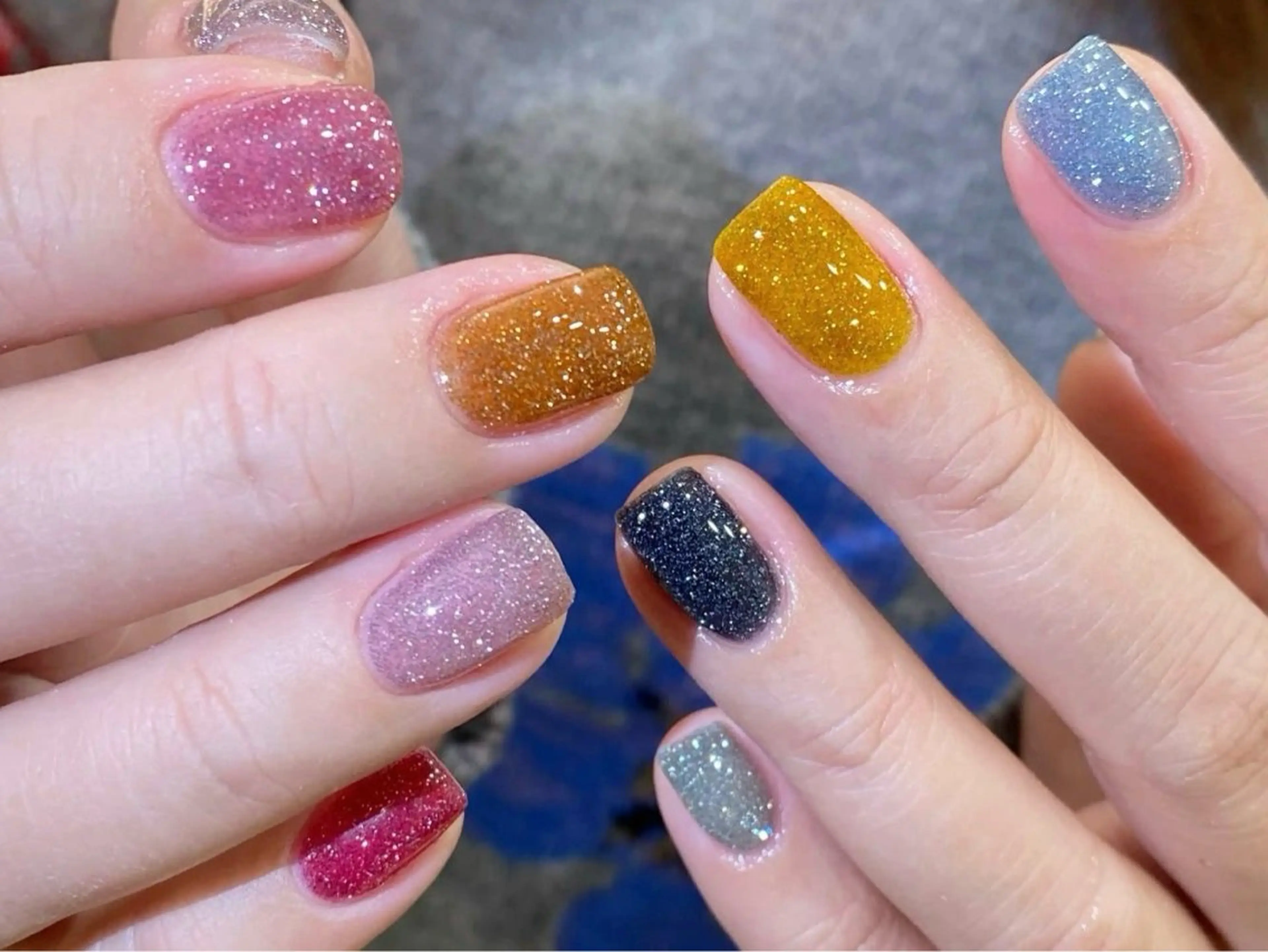 ネイル ゴージャス キラキラネイル ラメ(グリッター) ニュアンスネイル シンプルネイル ハンドネイル ハンドケア DarkHoney 池袋店のネイルデザイン