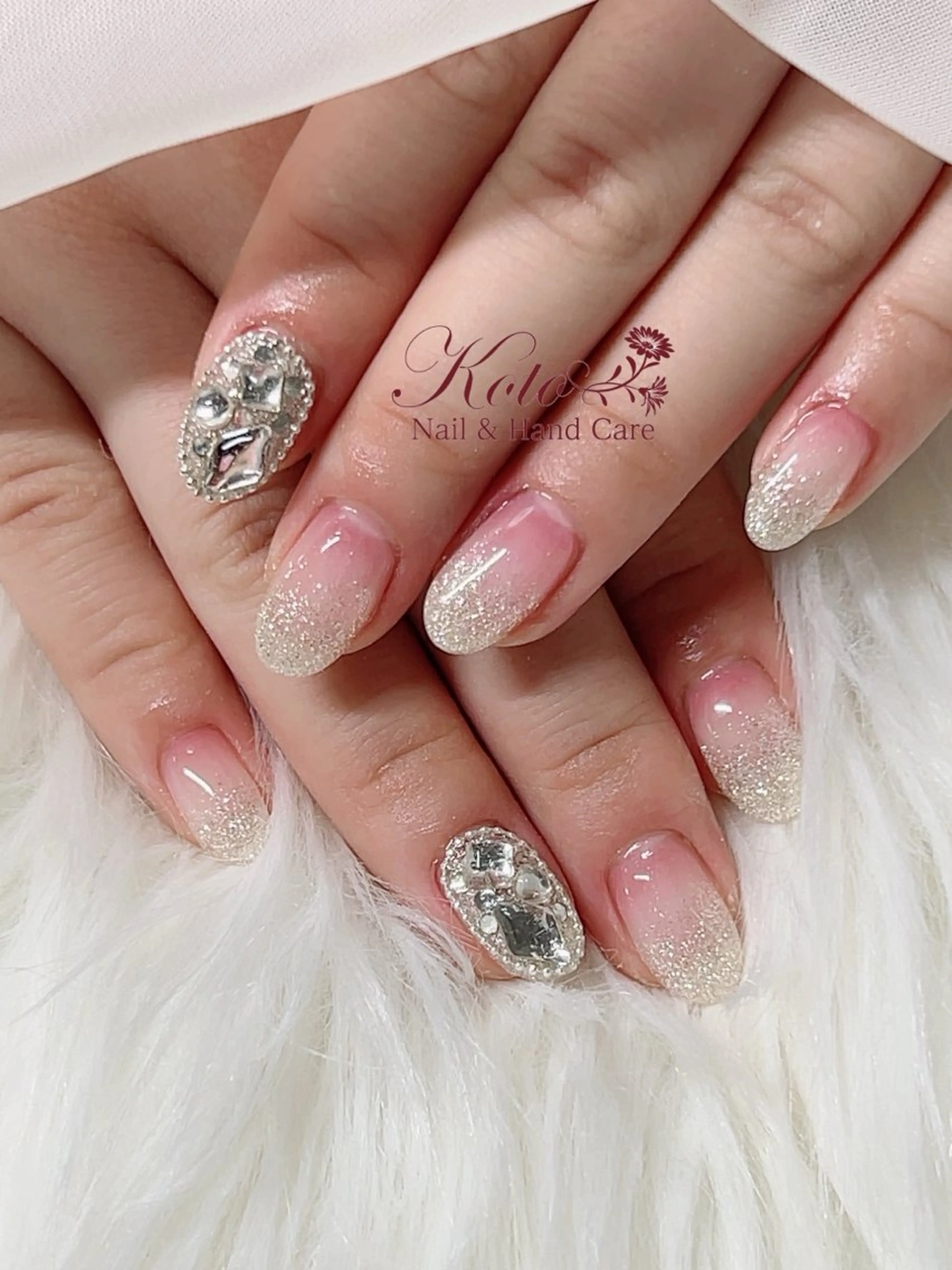 ネイル 長さ出し ジェルネイル 持ち込み ニュアンスネイル 赤色 ハンドネイル Nail Salon KOTOのネイルデザイン