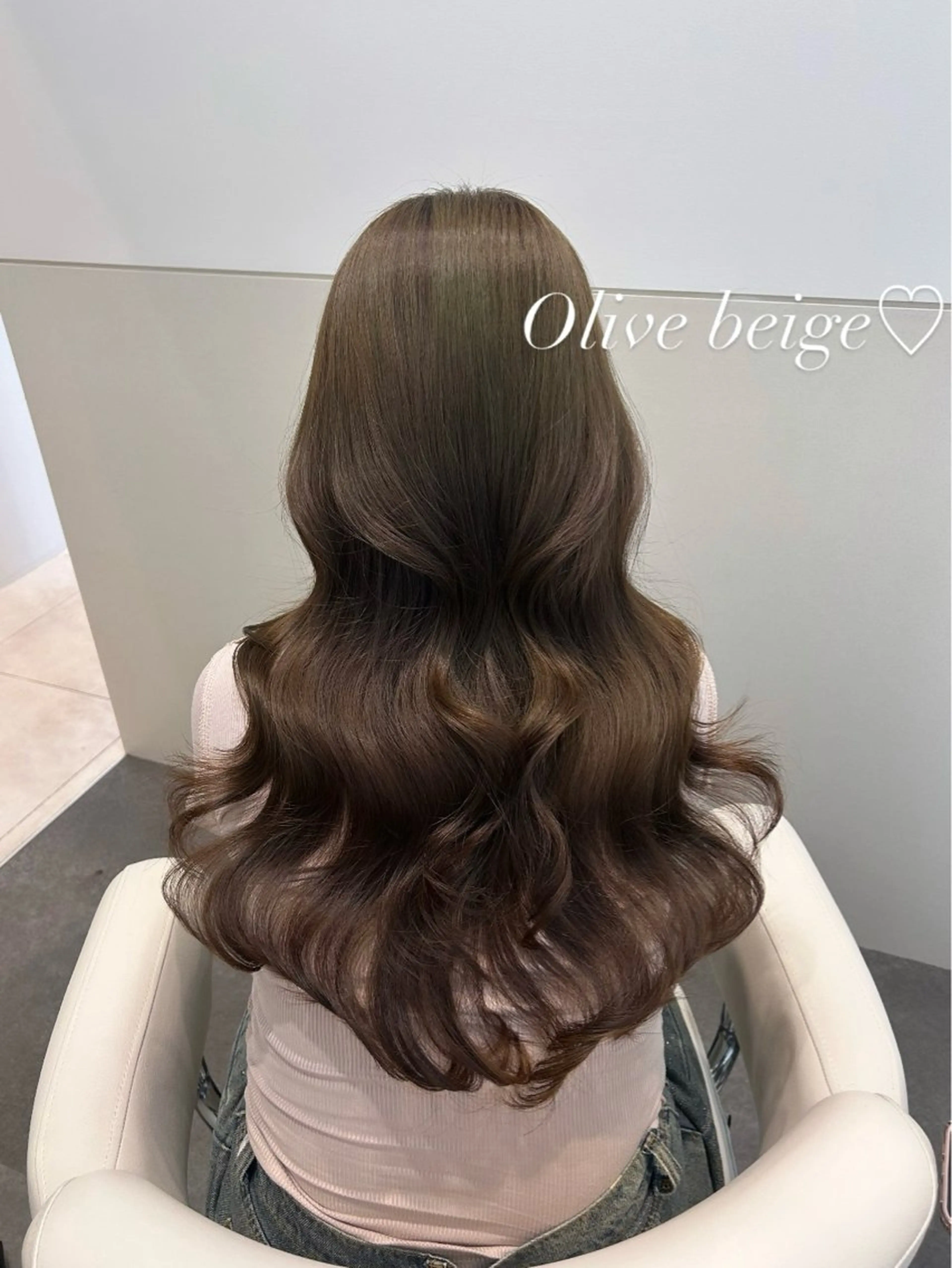 ロング カラー ベージュカラー オリーブベージュ カット ヘアカラー トリートメント 🩷韓国ヘア/ヨシン モリ🩷Maikaのヘアスタイル