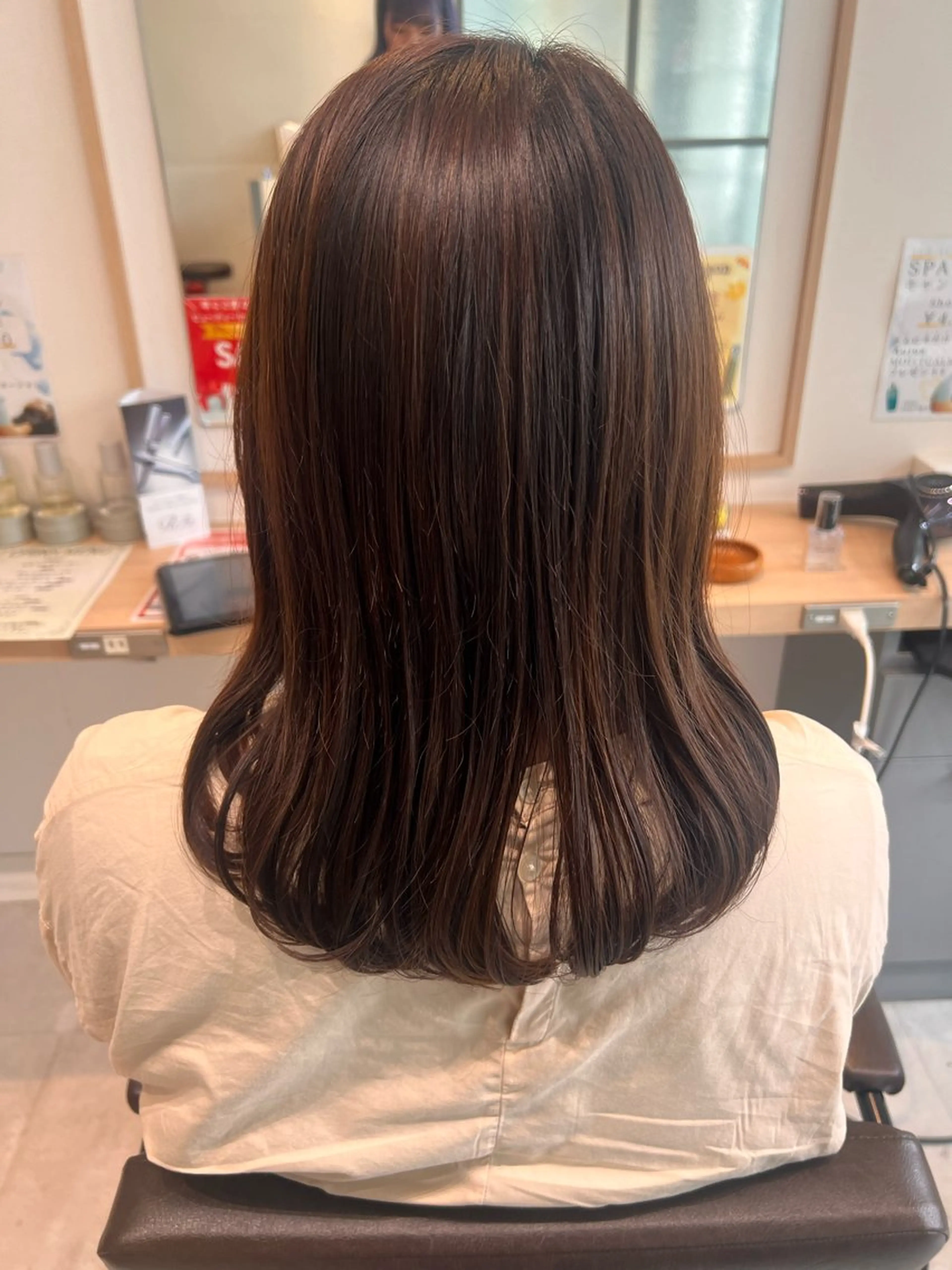 ミディアム カラー HARUKA 🍒のヘアスタイル
