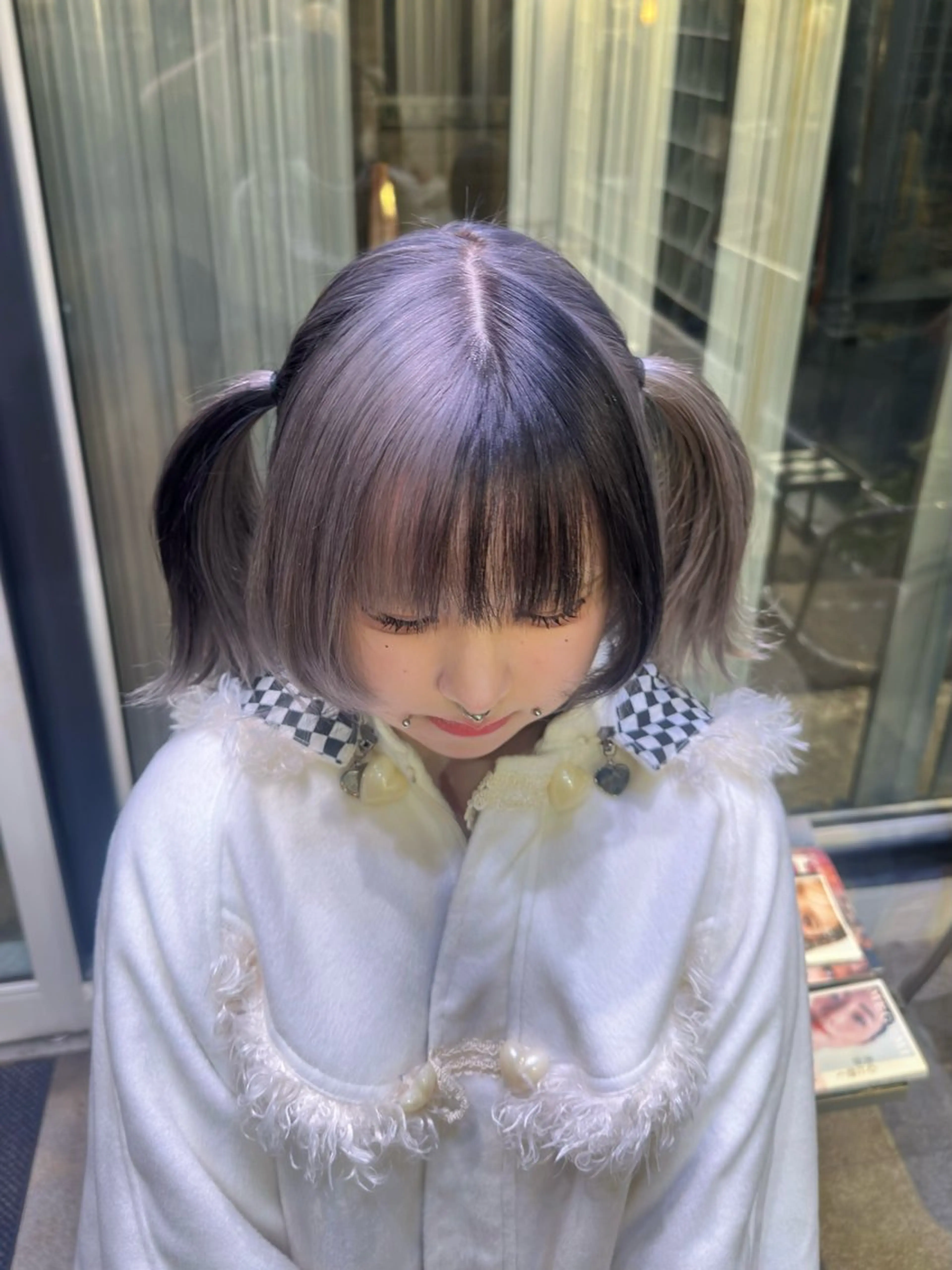 ミディアム 顔まわりレイヤー 顔周りカット 髪質改善 レイヤーカット シャギー ヘアカラー デザインカラー/中性 ウルフ/mitsuのヘアスタイル