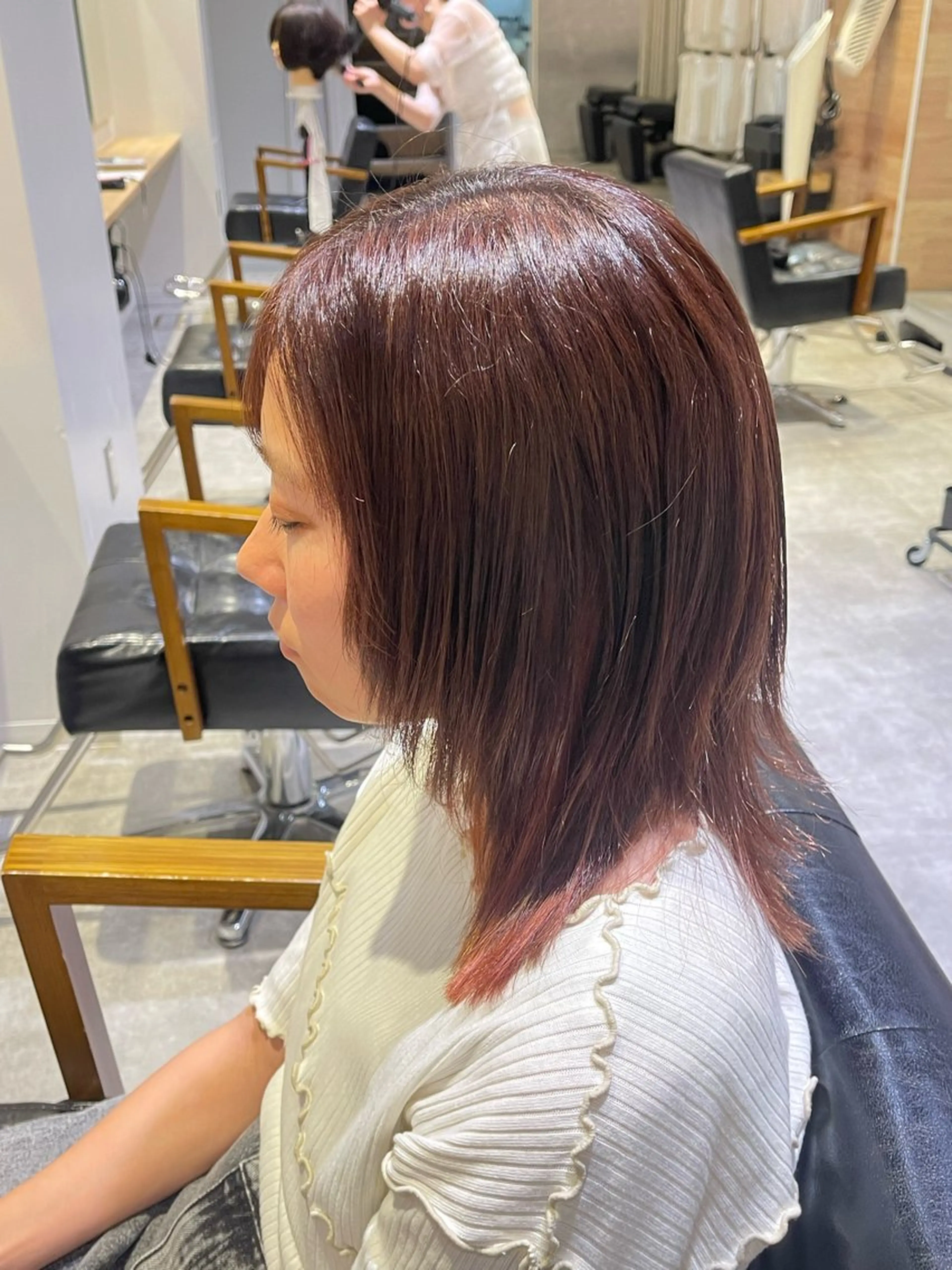 ミディアム 顔まわりレイヤー 顔周りカット レイヤーカット noa 似合わせ︰ 透明感︰韓国風のヘアスタイル