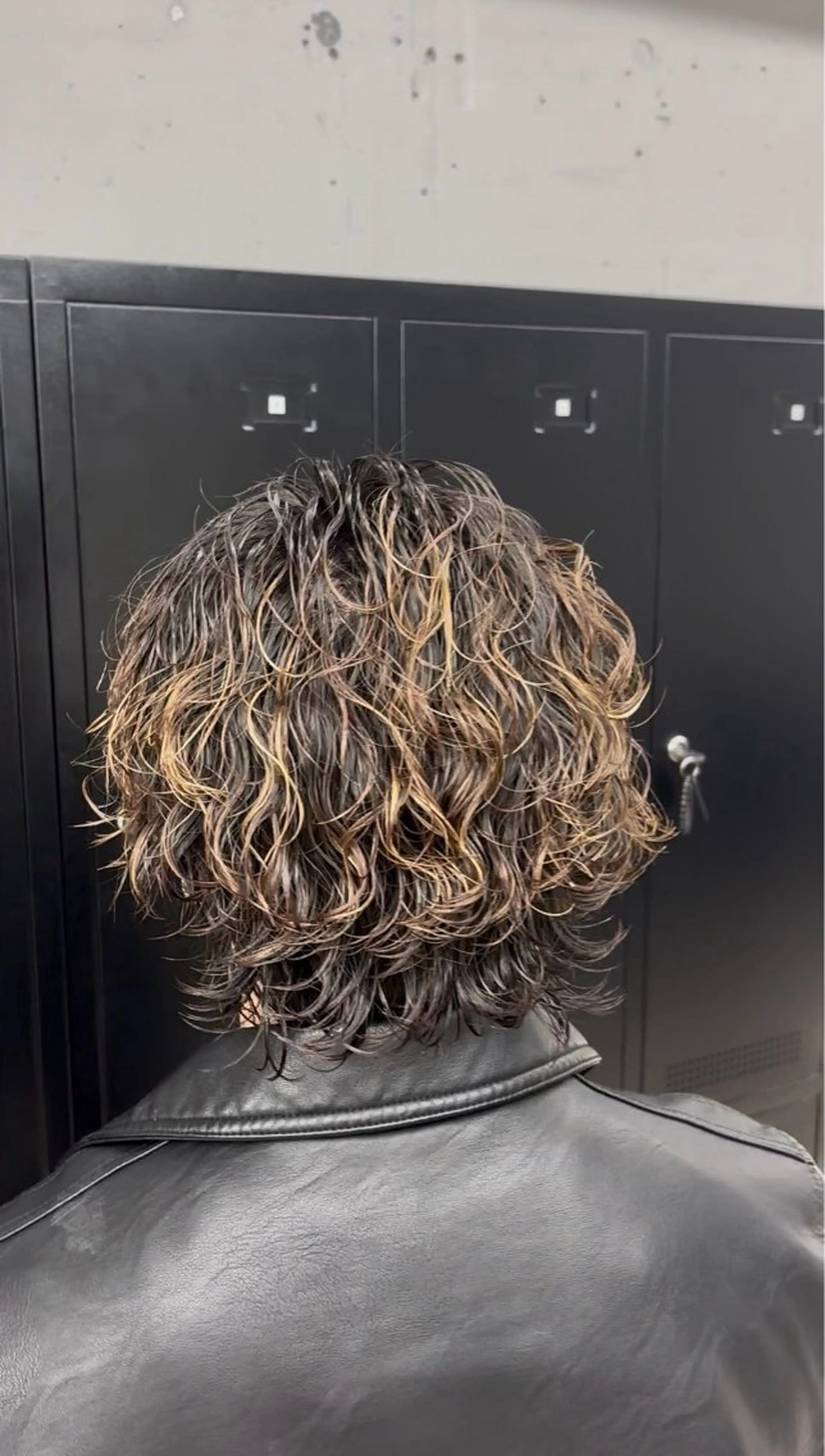 パーマ メンズ カット パーマ トリートメント 🐲原宿、渋谷/メン ズ特化/パーマ、縮毛のヘアスタイル