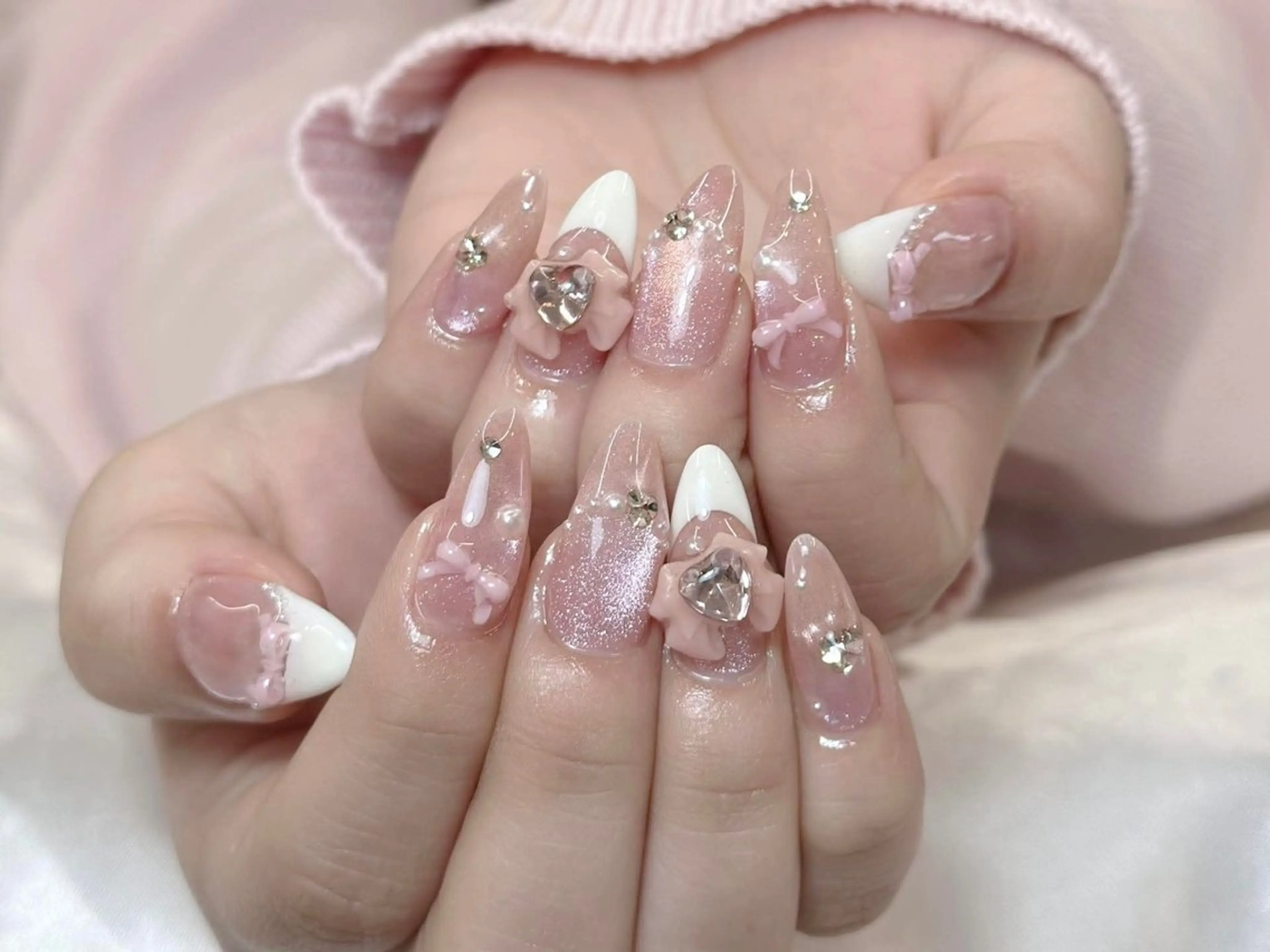 ネイル チークネイル フレンチネイル グラデーション マグネットネイル ミラーネイル ハンドネイル sorako nailのネイルデザイン