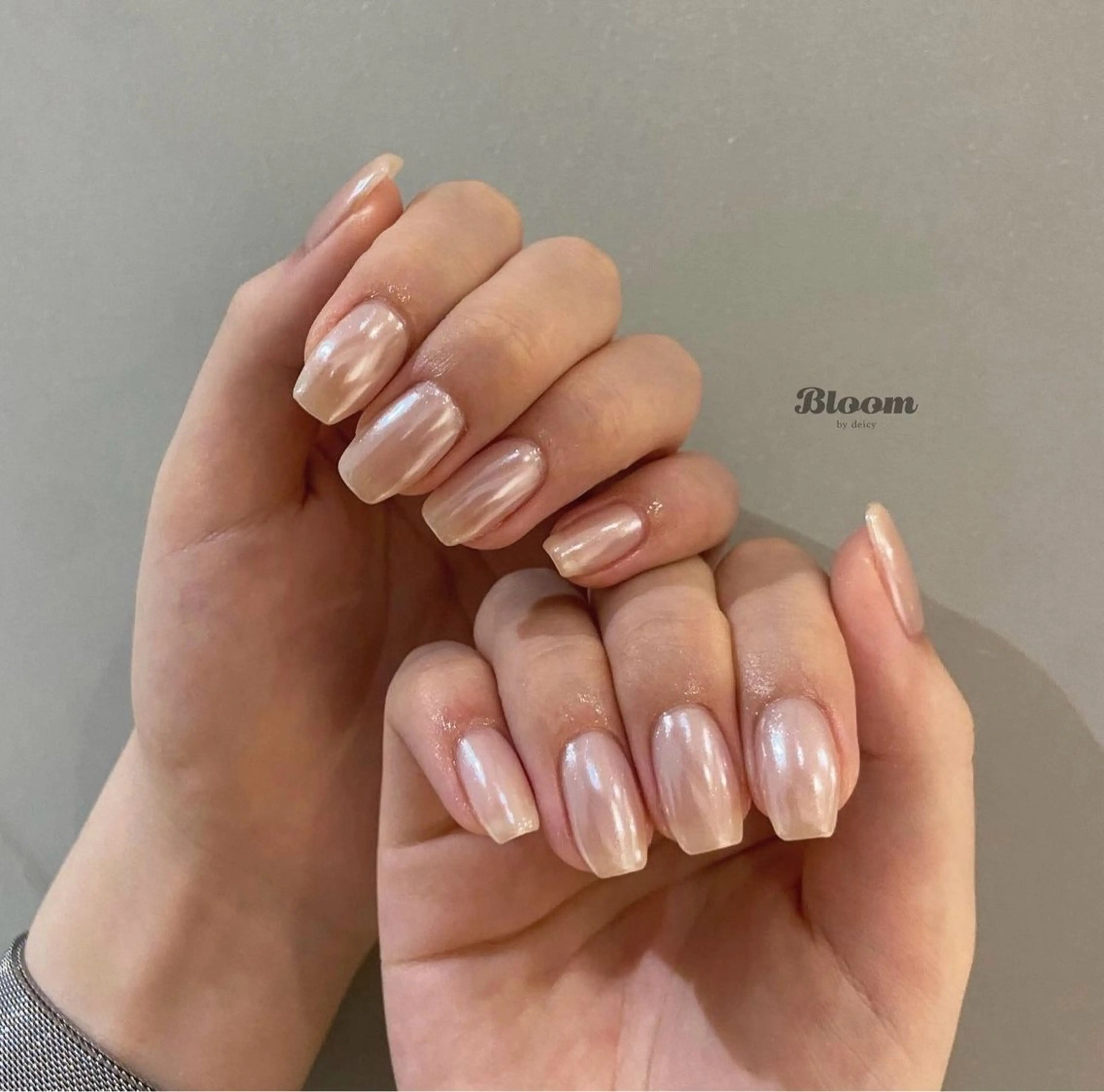 ネイル ブルー ミラーネイル Luludi nail&eyeのネイルデザイン