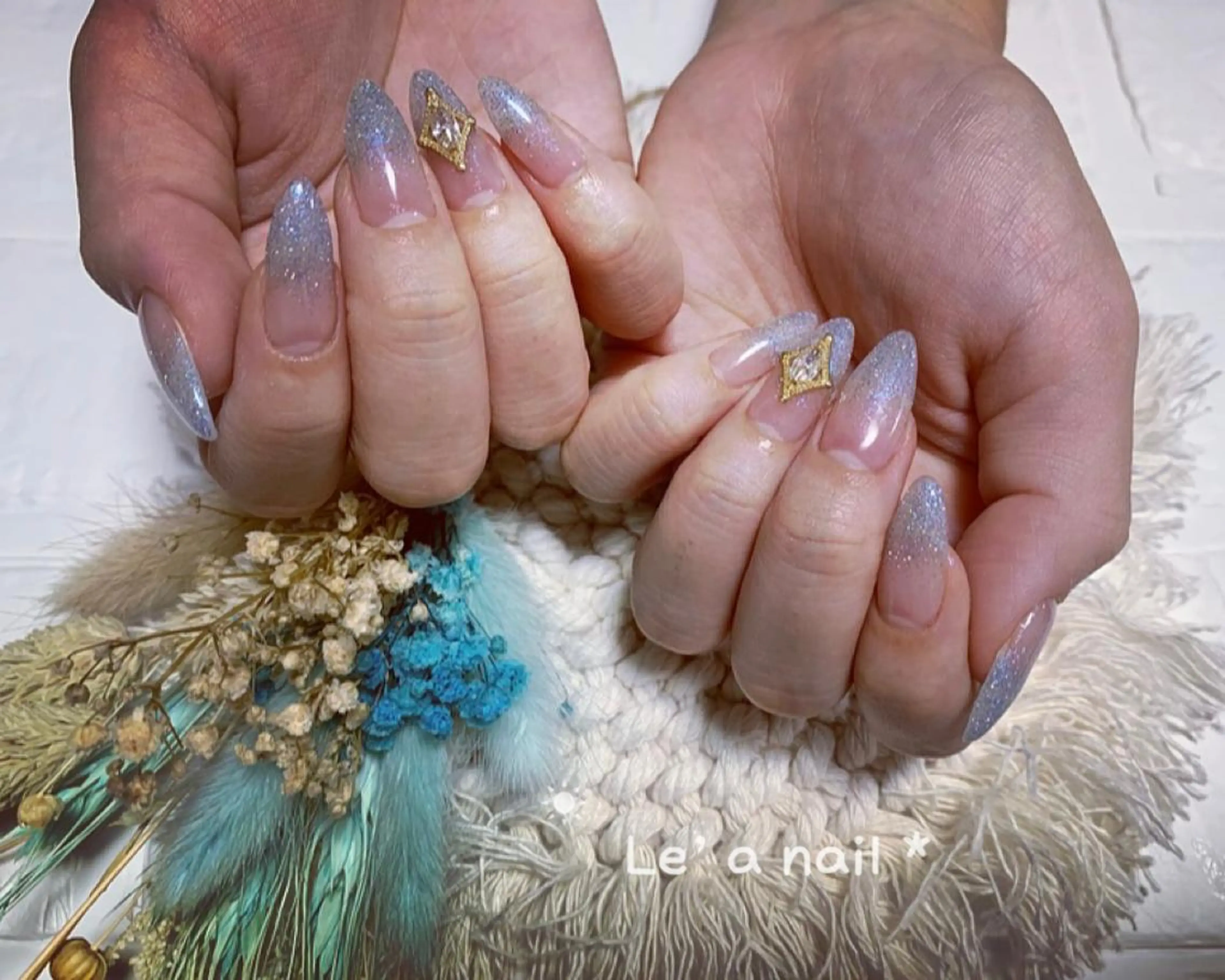 ショート カラー ネイル Le’a NailSalonのネイルデザイン