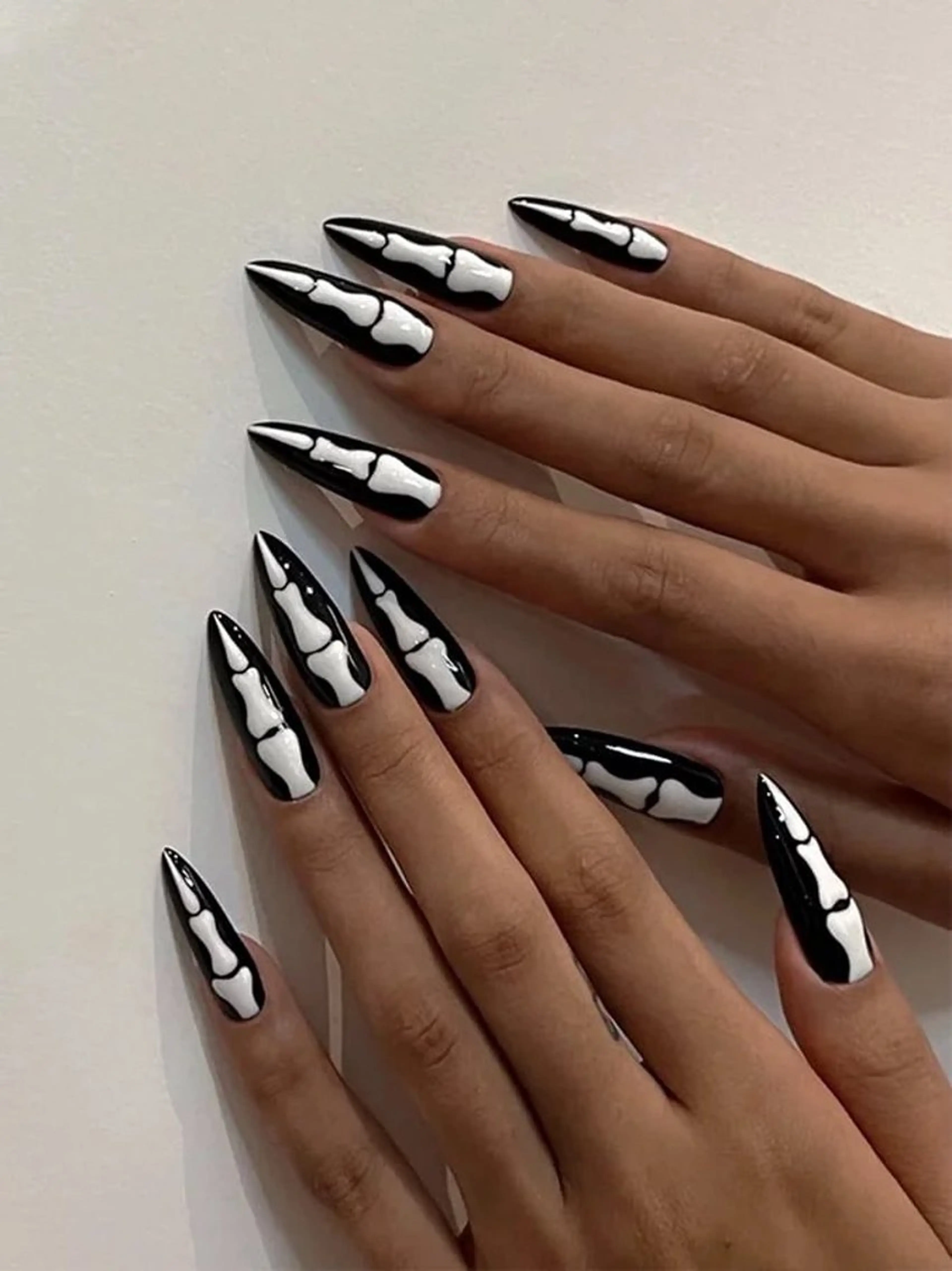 ネイル アートネイル 長さ出し ジェルネイル マグネットネイル ニュアンスネイル ハンドネイル Cloudy Chan Nailのネイルデザイン