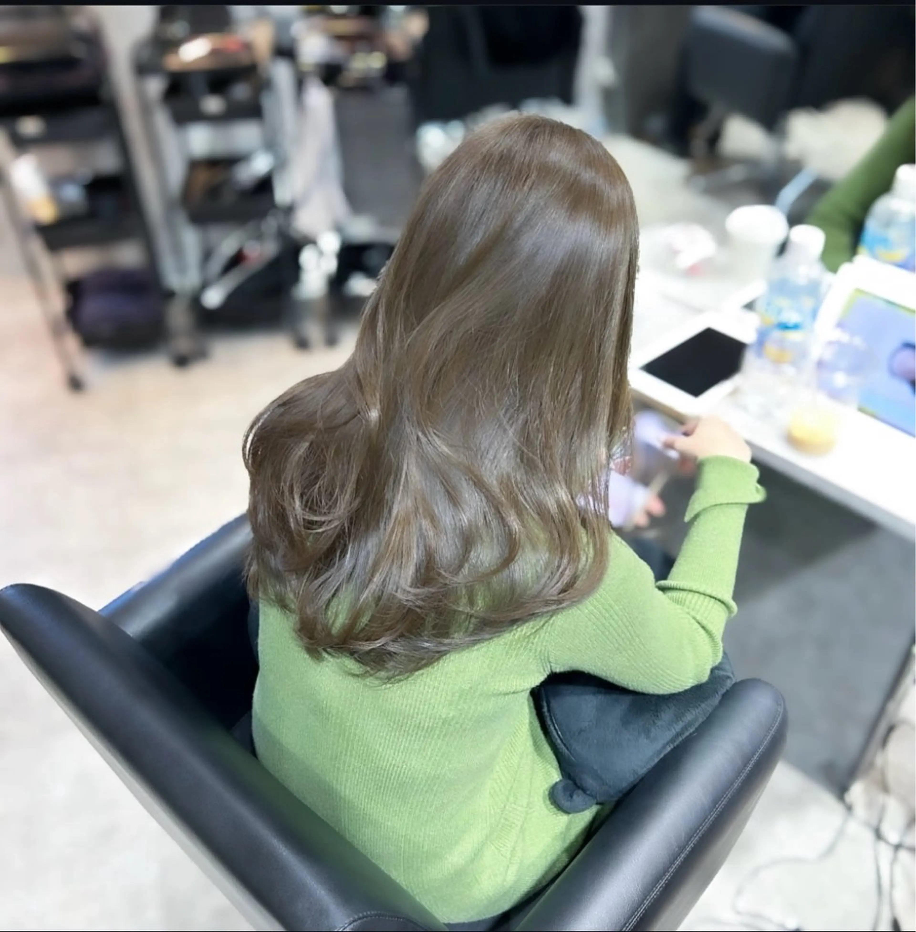 ミディアム カラー 顔周りカット/髪質改 善/新宿/畑中稔里のヘアスタイル