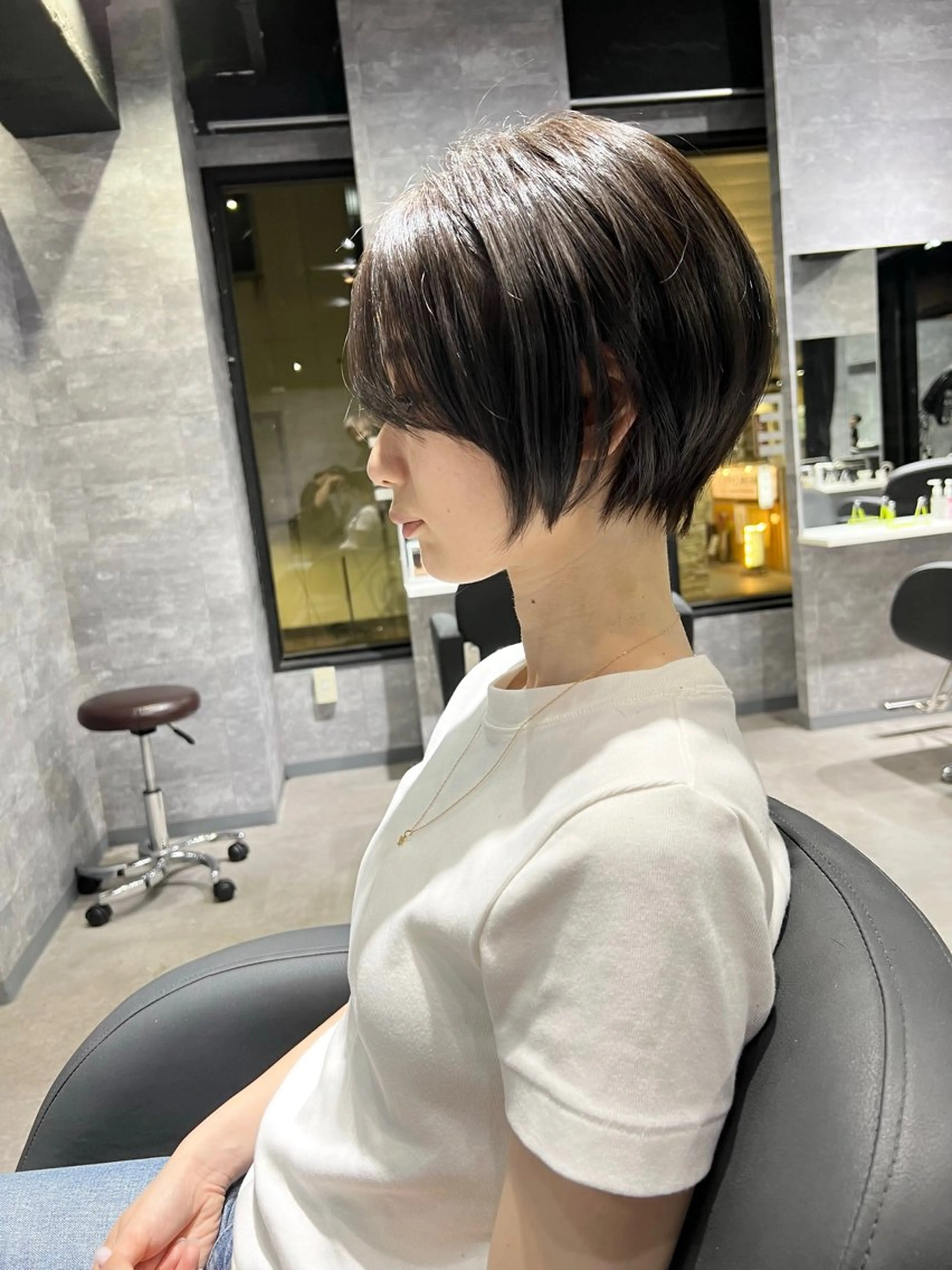 ショート カラー カット ヘアカラー トリートメント RAISE by_WHITEのヘアスタイル