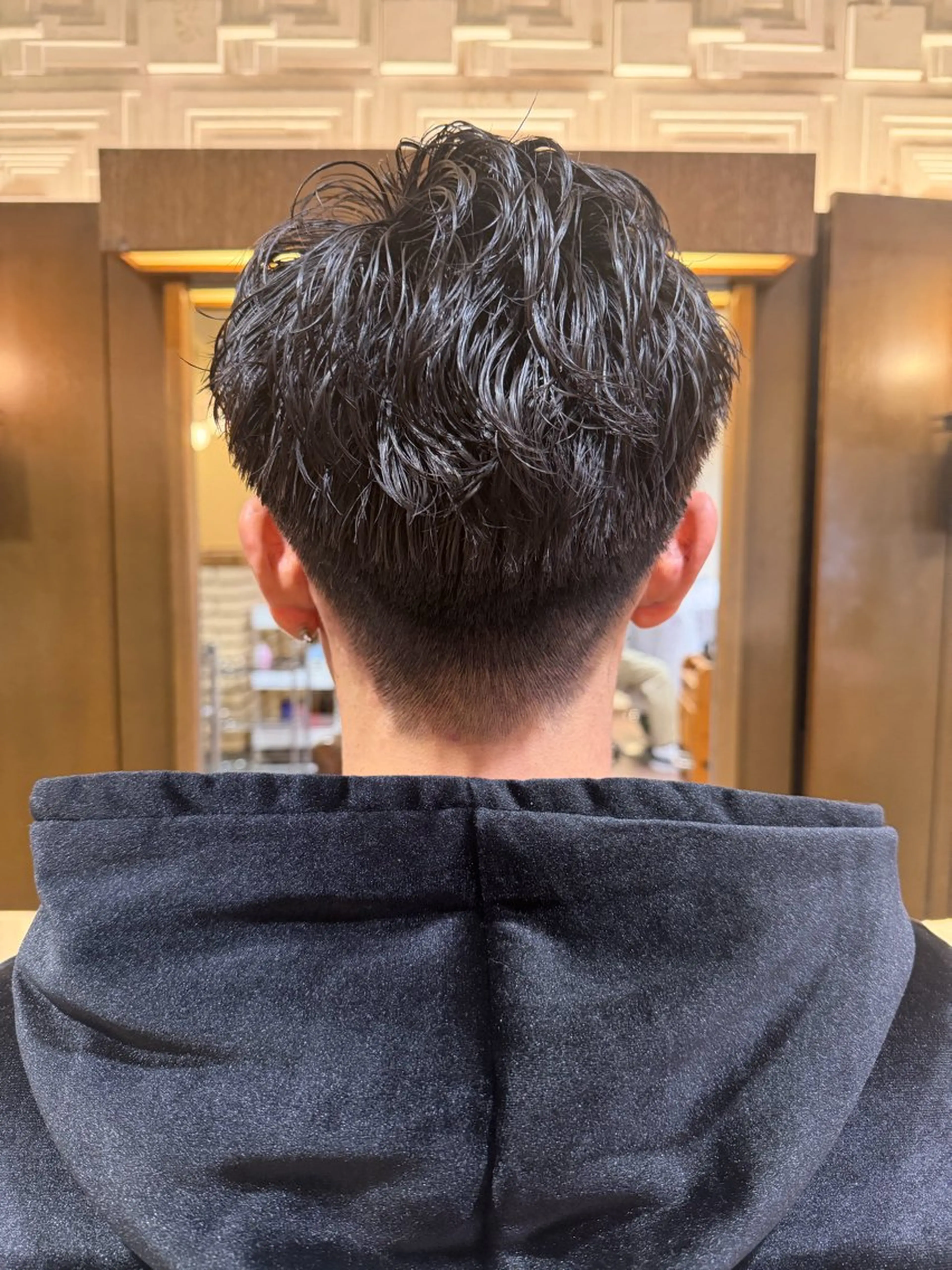 ショート パーマ メンズ カット パーマ 西浦 智也のヘアスタイル