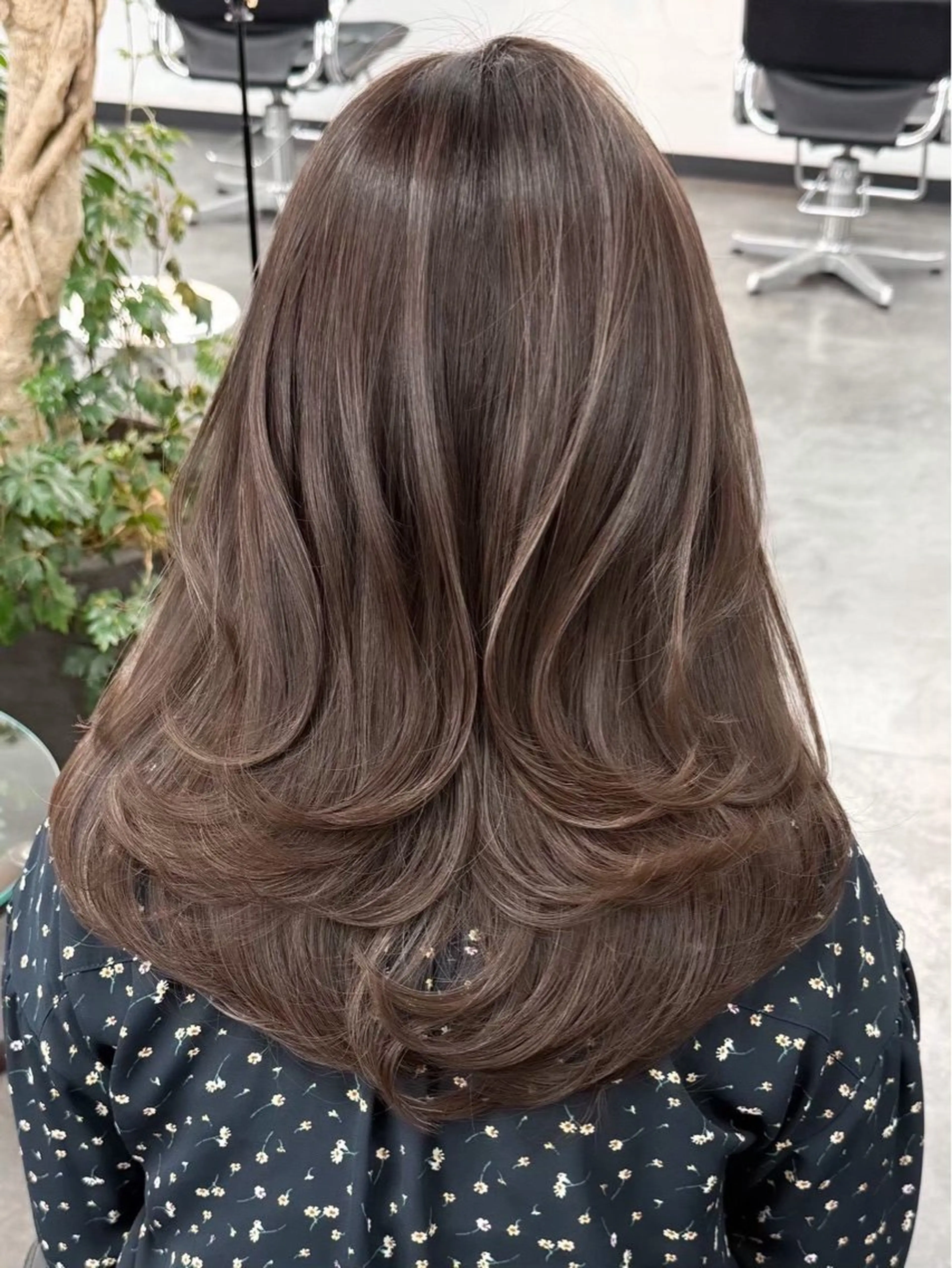 ミディアム カラー ヘアアレンジ ヘアカラー 🫧透明感カラー/ 艶カラー🫧namiのヘアスタイル
