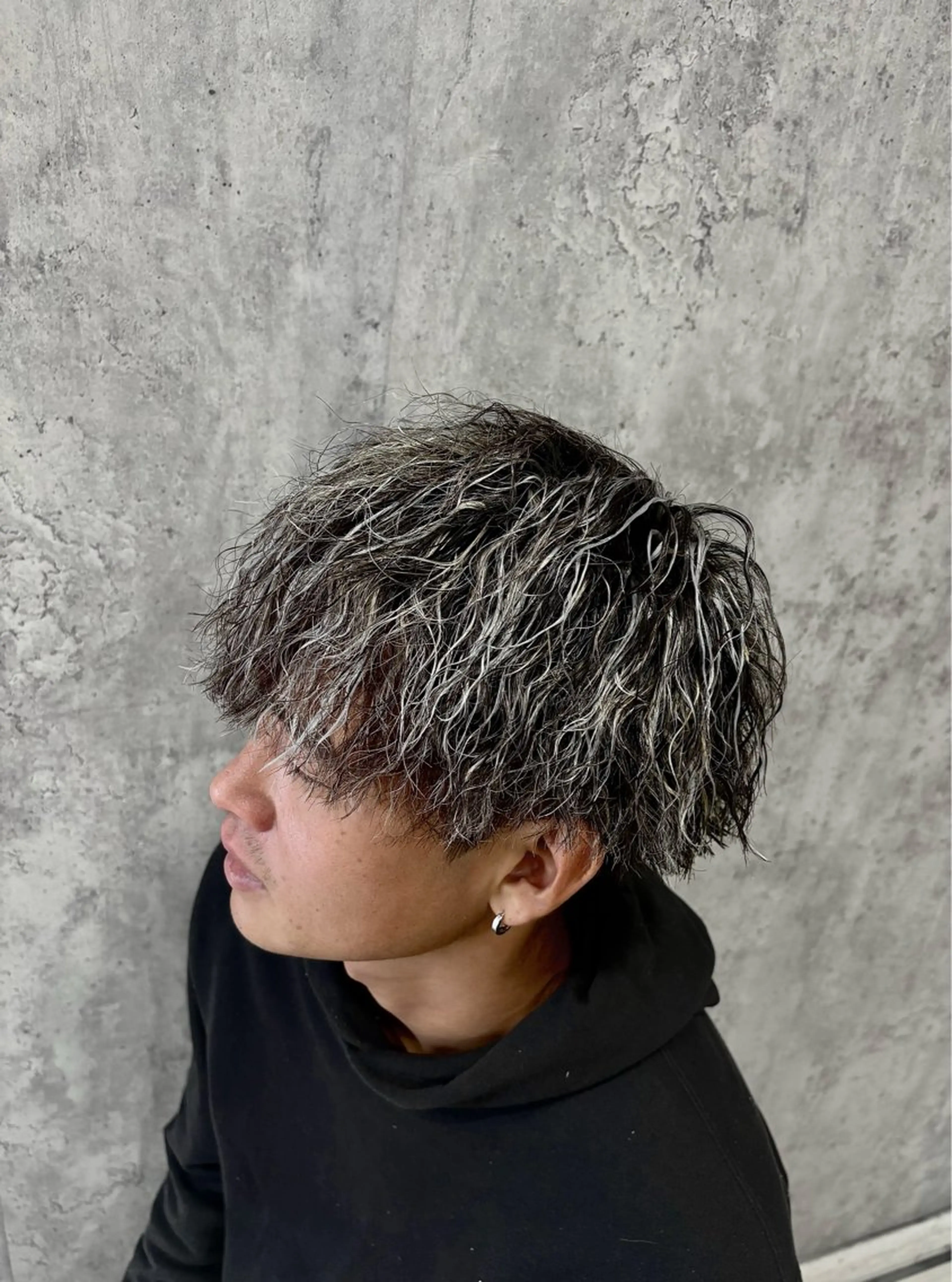 パーマ メンズ プロフィールを ご覧くださいのヘアスタイル