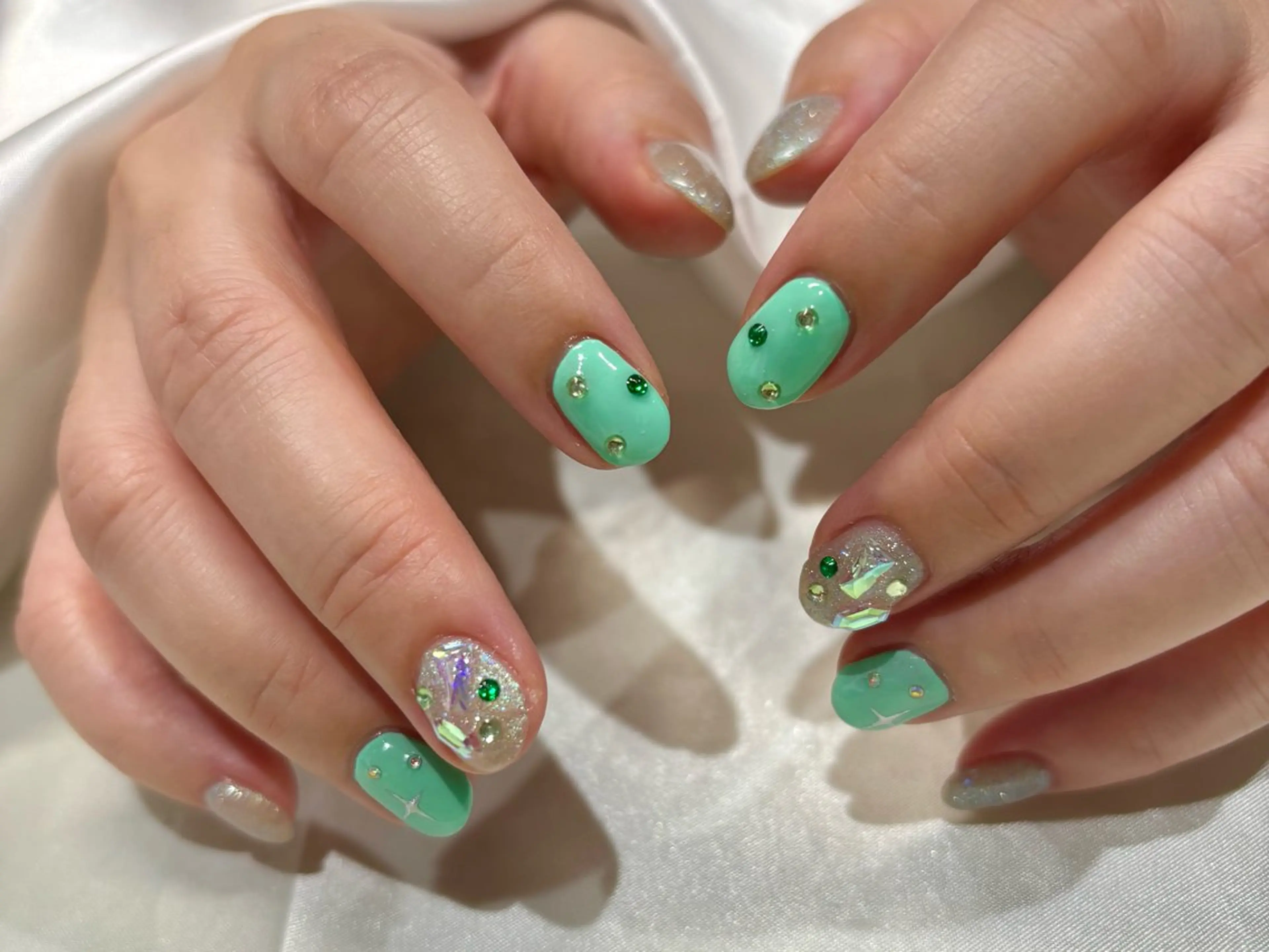 ネイル SalonLinda Kozueのネイルデザイン