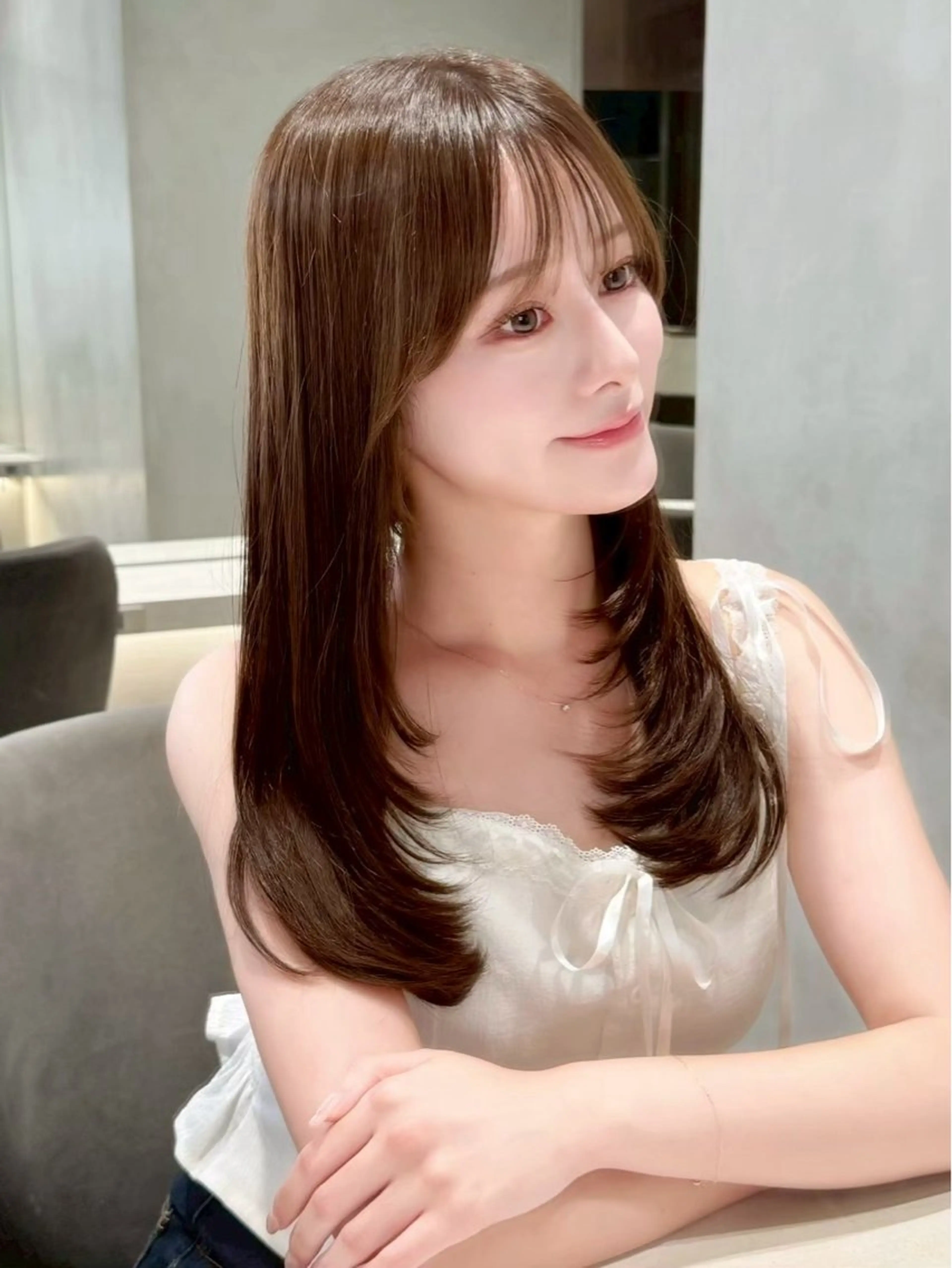 セミロング カラー ヘアアレンジ 透明感カラー 顔まわりレイヤー レイヤーカット 小顔カット 美髪縮毛矯正/ 透明感カラー吉田光佑のヘアスタイル