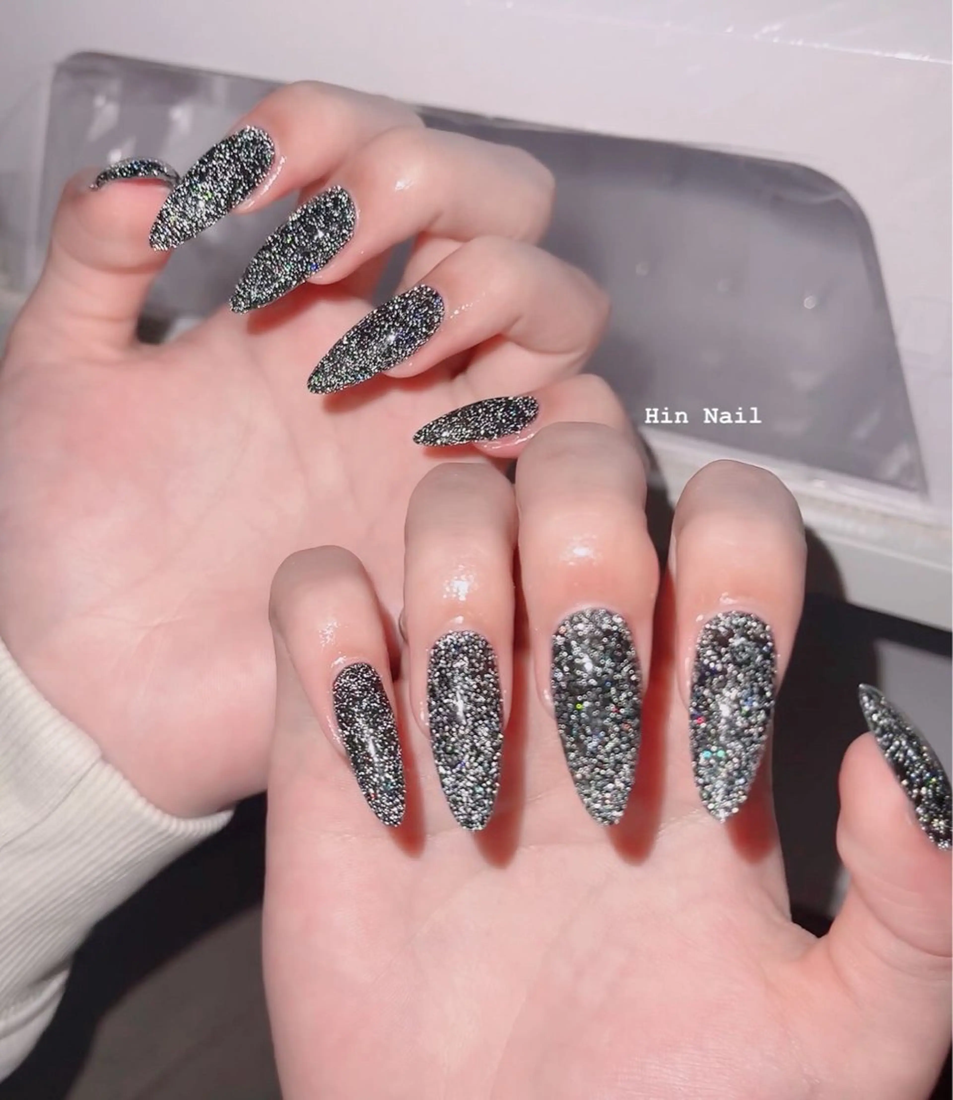 ネイル ハンドネイル Hin Nailsのネイルデザイン