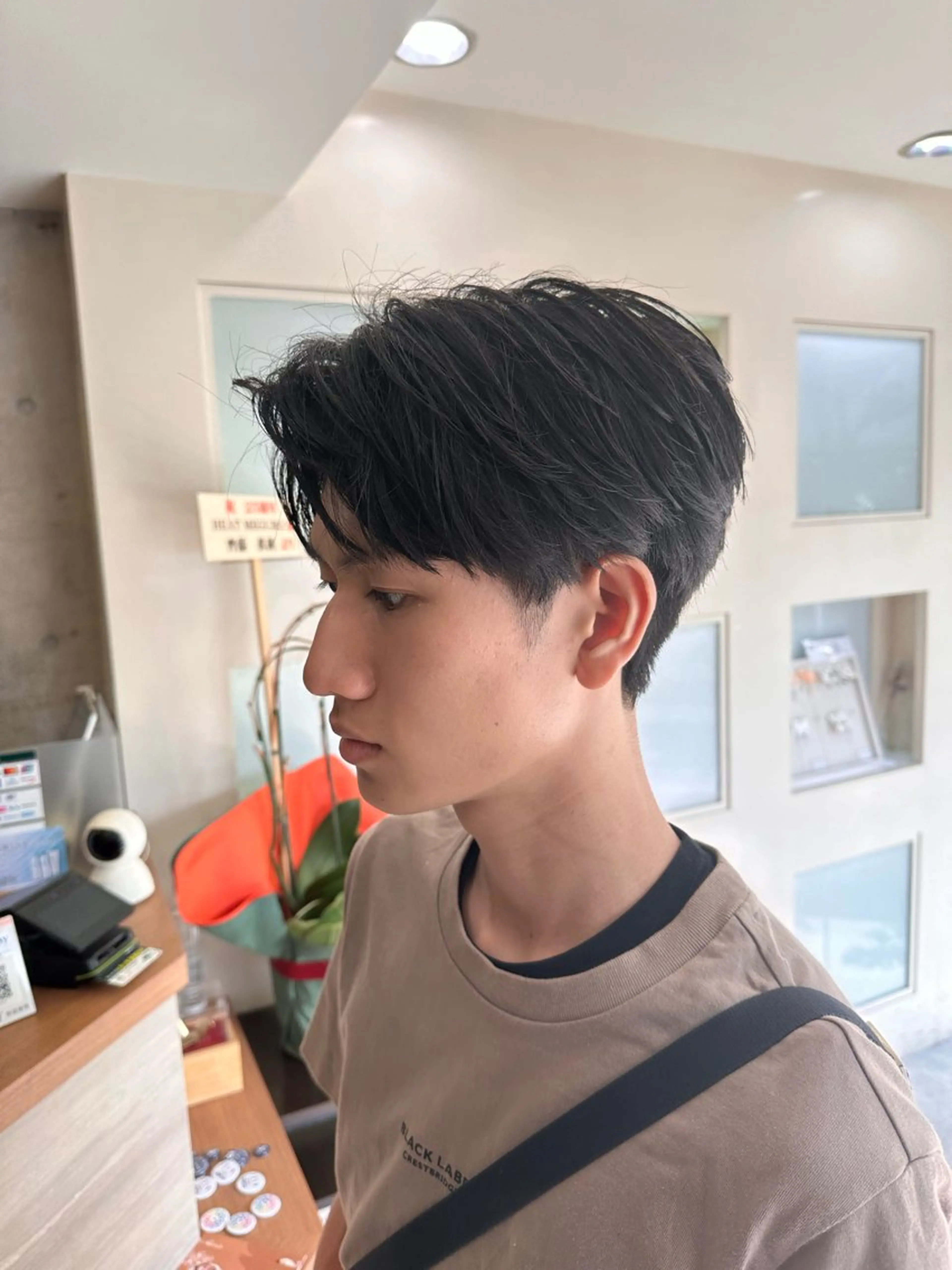 ショート パーマ メンズ フェザーパーマ メンズパーマ カット パーマ 🔥メンズカラー🔥 セヤシュウヘイのヘアスタイル