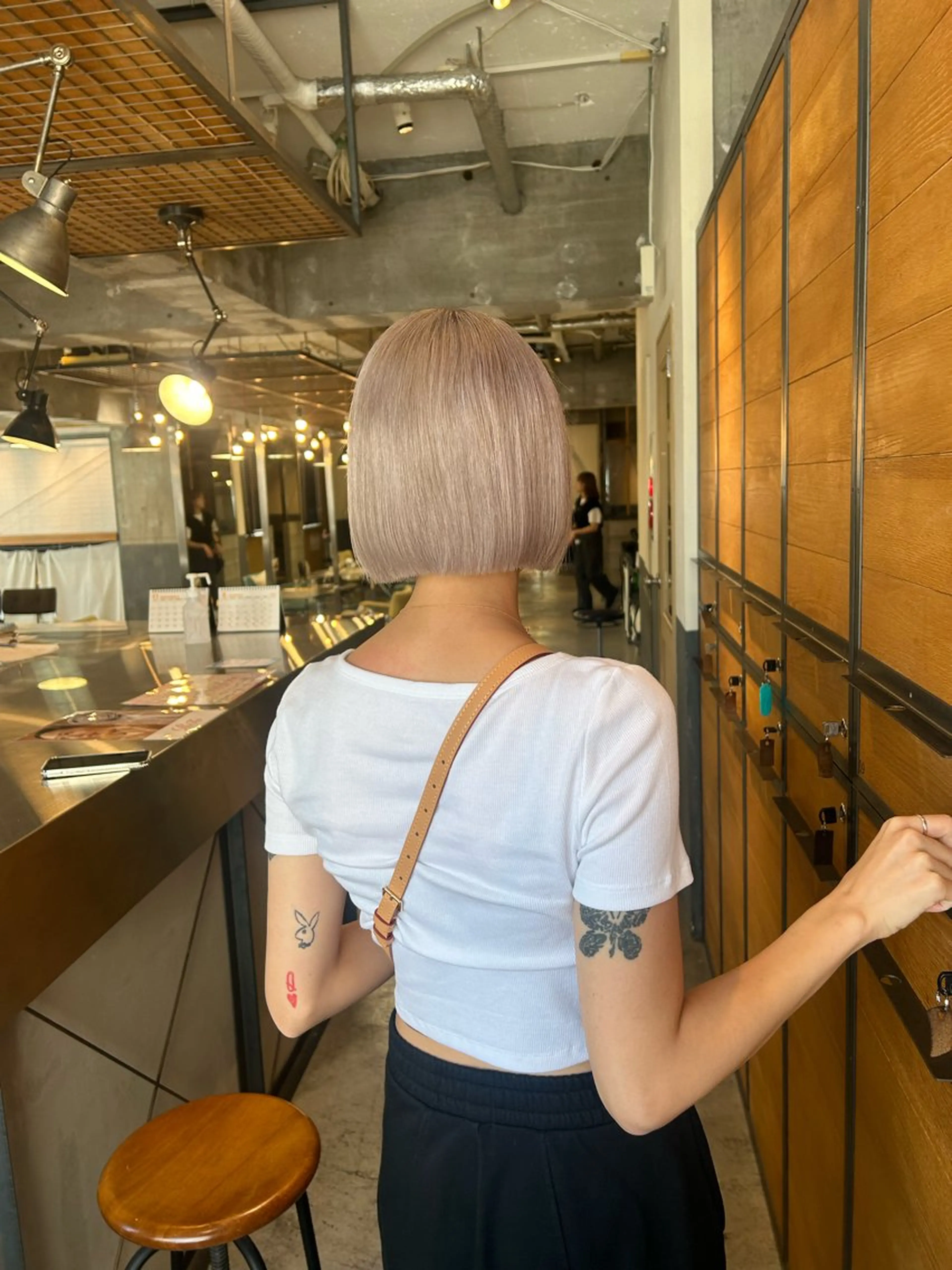 ショート カラー ブロンド ハイトーンカラー ボブ エクステ レイヤーカット カット ヘアカラー 海外レイヤー /NAGISAのヘアスタイル