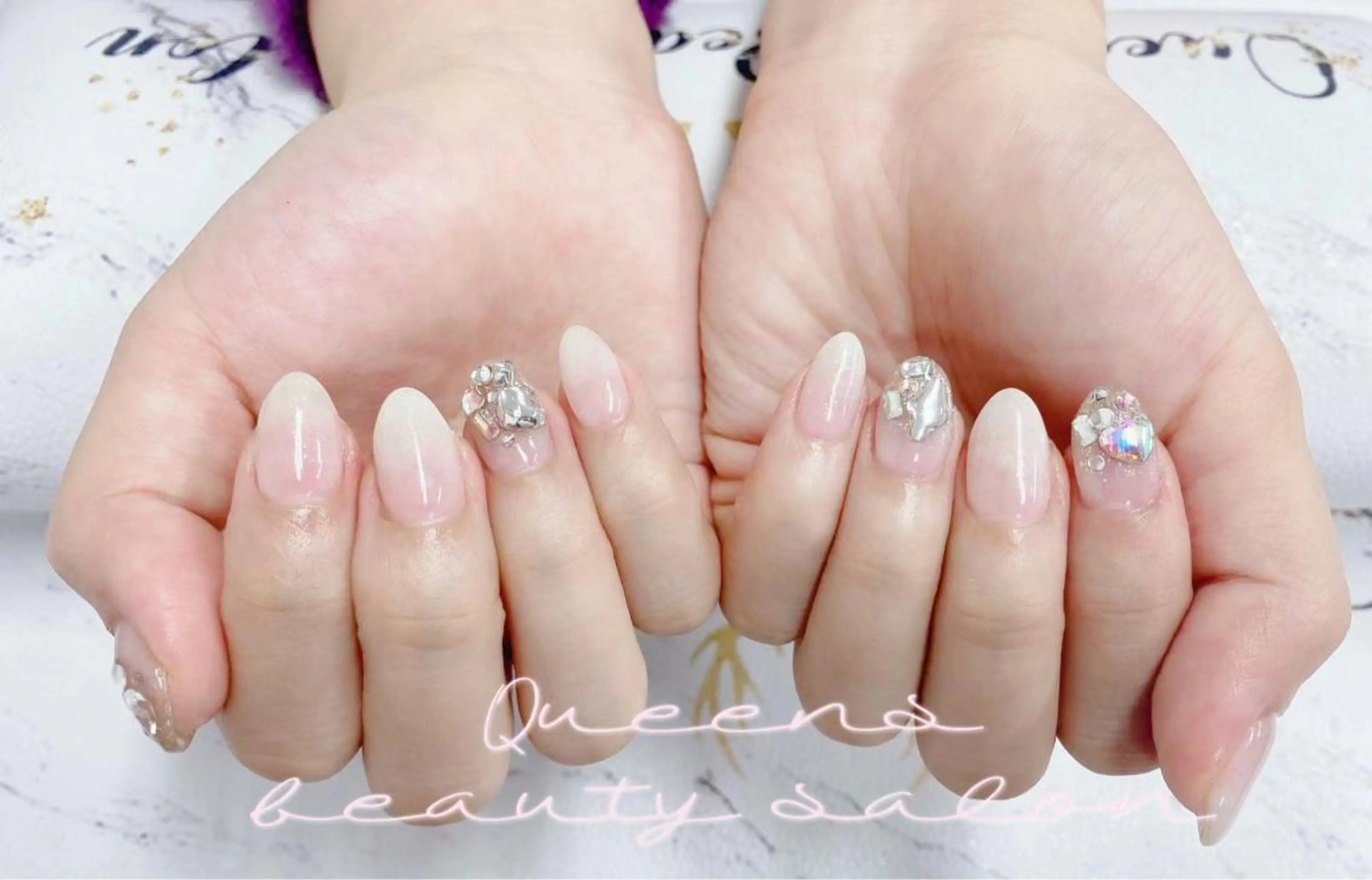 ネイル ハンドネイル Queens ciciのネイルデザイン