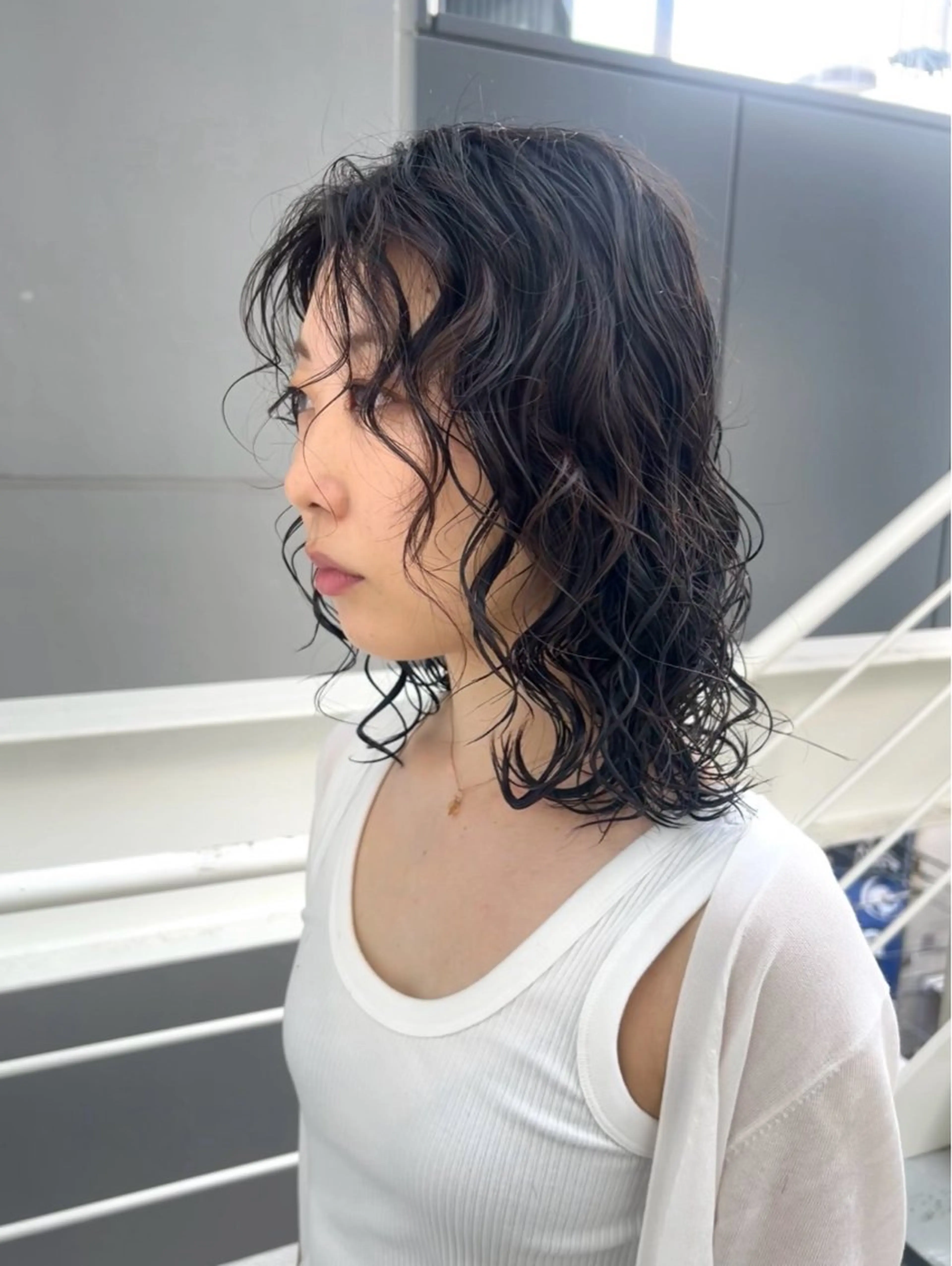 ミディアム パーマ ミディアムパーマ レイヤーカット カット パーマ トリートメント しおり/パーマ/ newi町田のヘアスタイル
