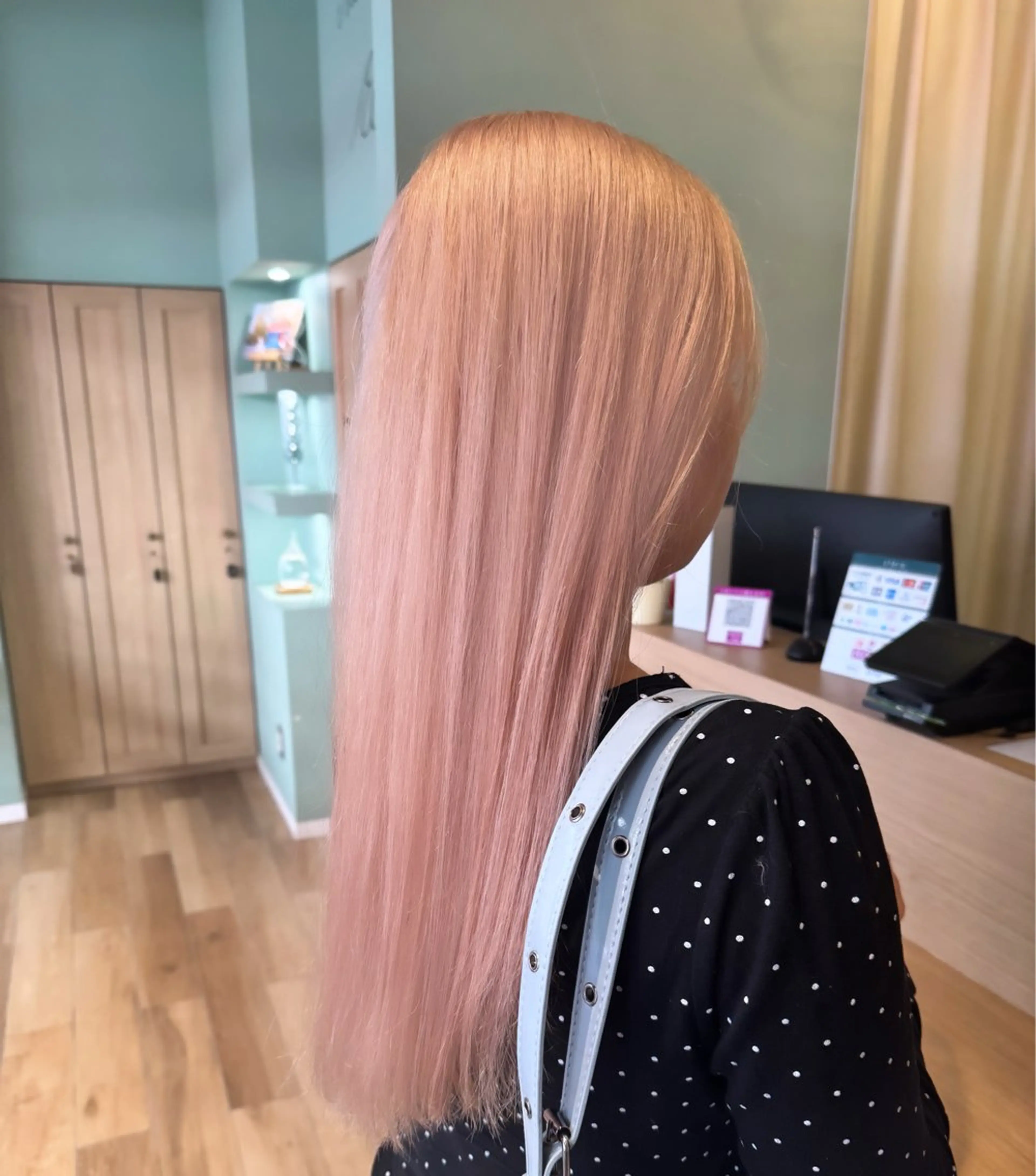 ロング カラー ピンクカラー ヘアカラー トリートメント 🫧🧸カラーヘアメ 🫧MIO🧸🫧のヘアスタイル