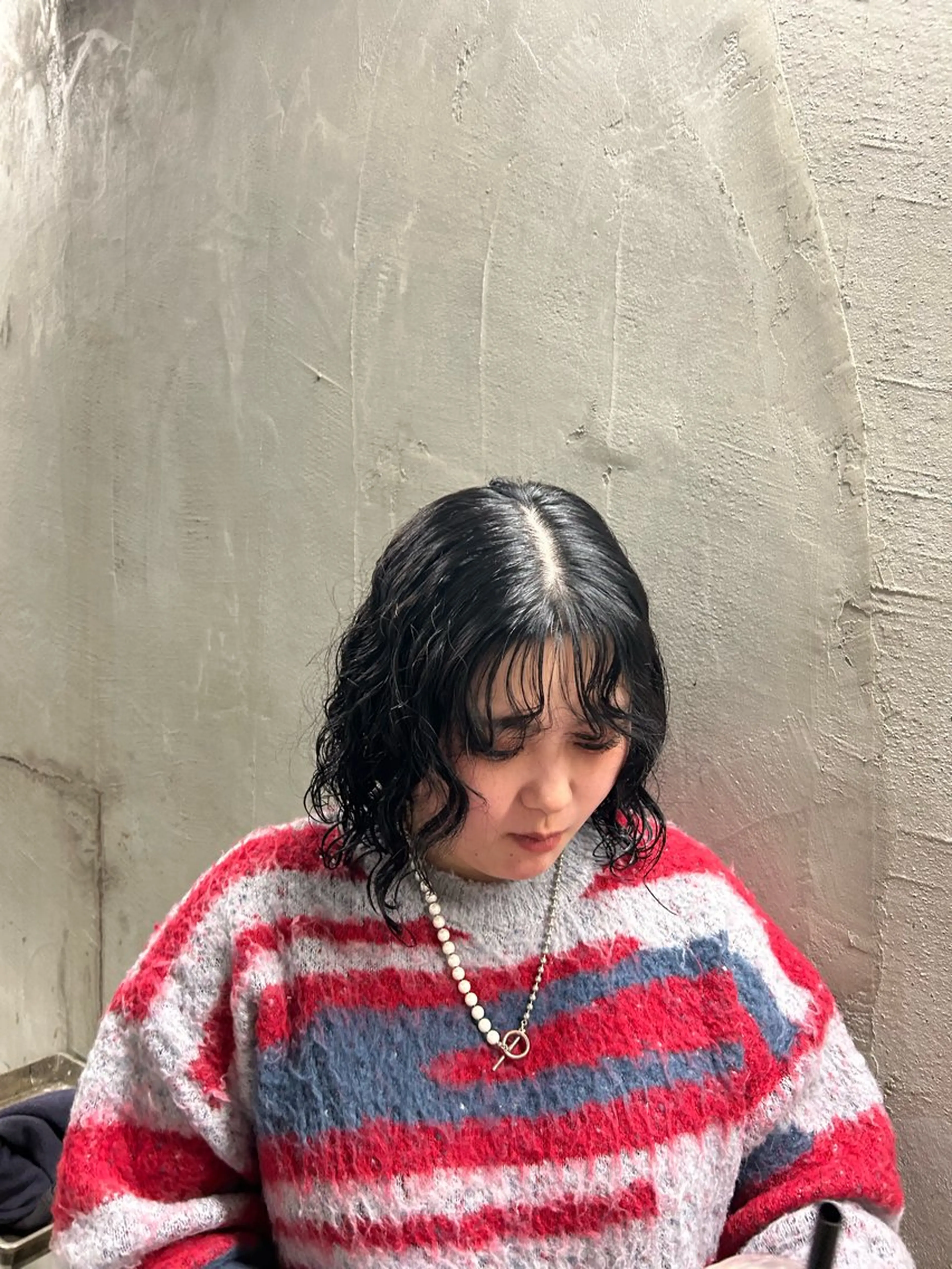 ミディアム カラー パーマ レイヤー透明感カラー /gima🌱のヘアスタイル