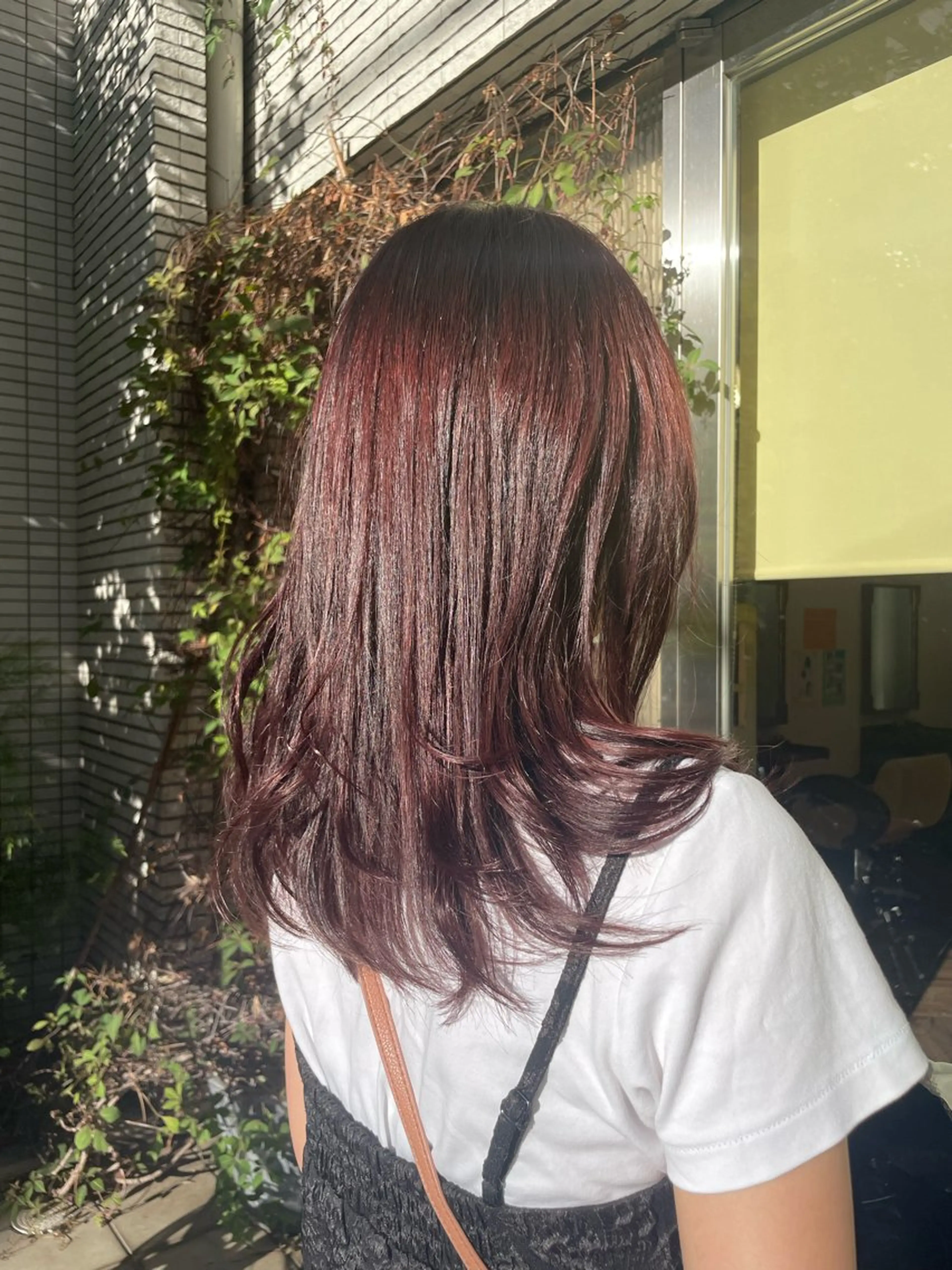 ロング ピンクブラウン 望月 千絵のヘアスタイル