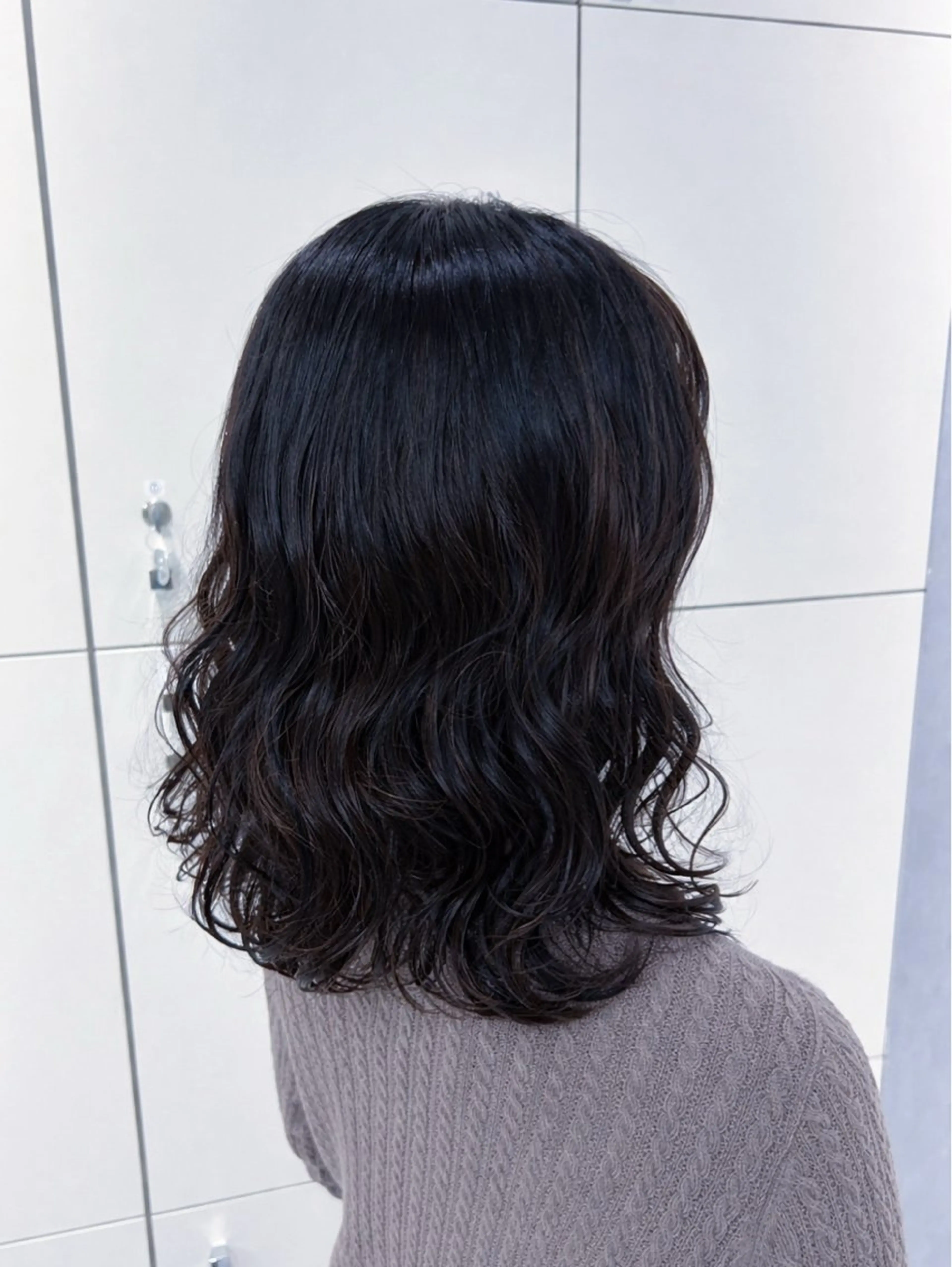 ミディアム パーマ 宇都宮 育実のヘアスタイル