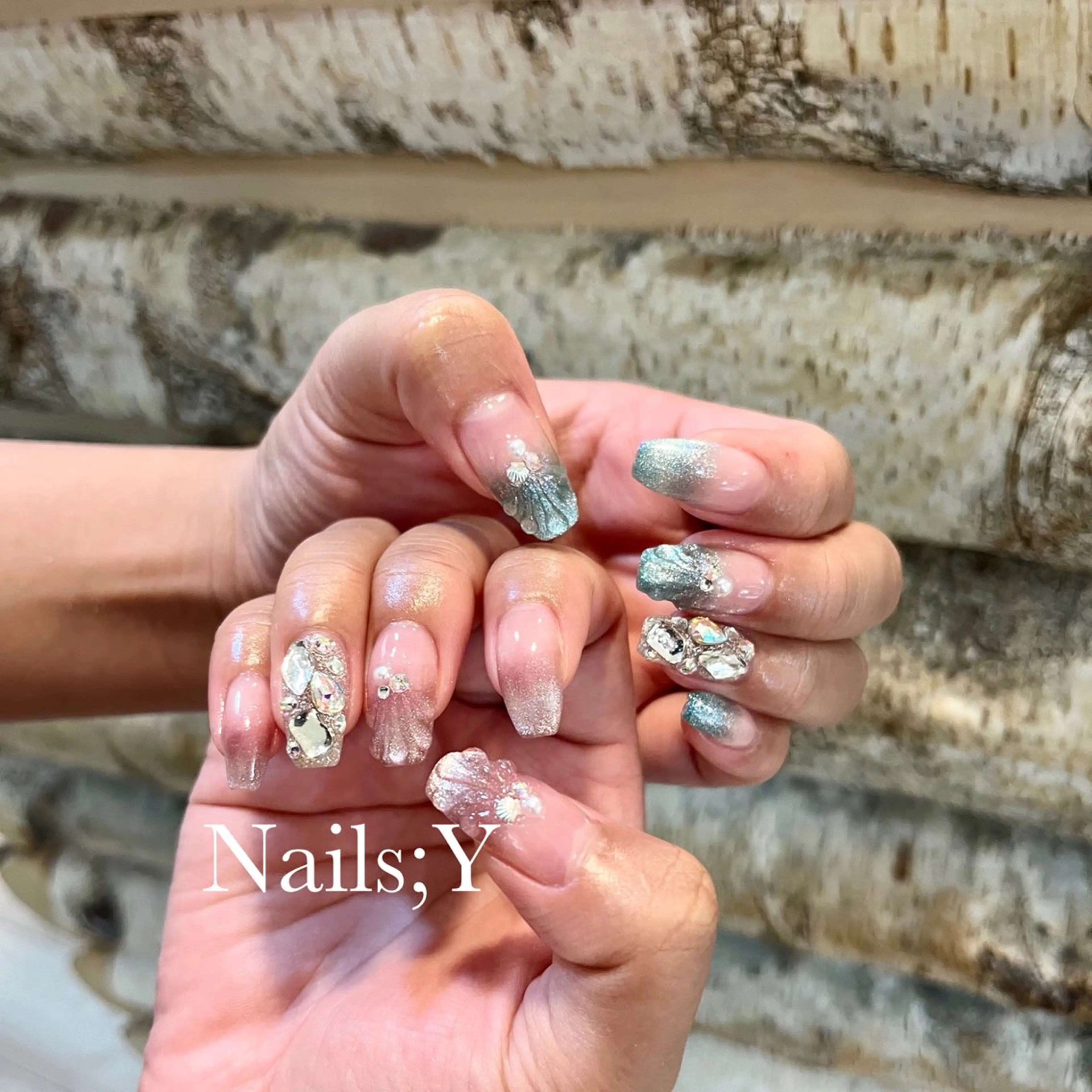 ネイル ジェルネイル キラキラネイル マグネットネイル 持ち込み パラジェル yo koのネイルデザイン