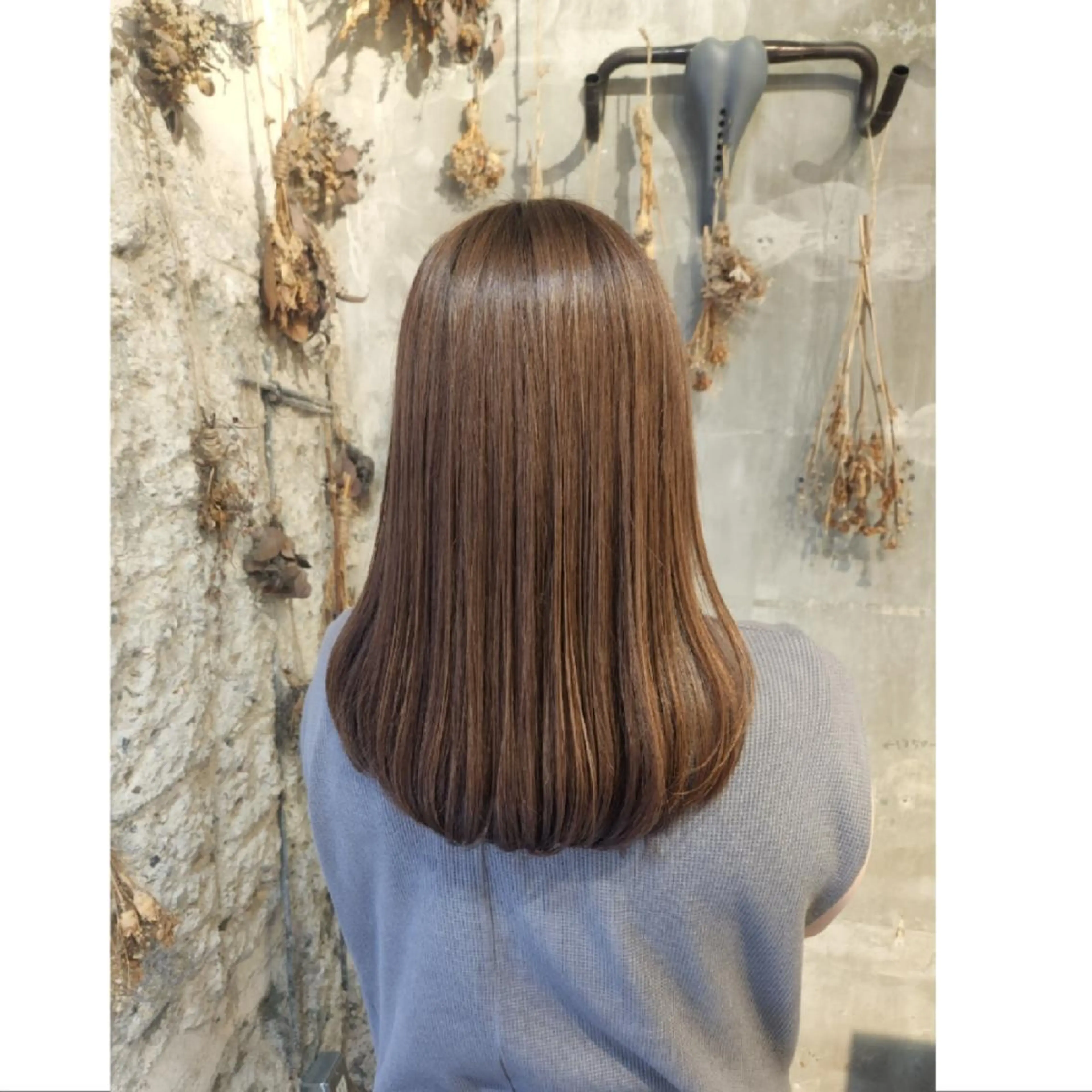 セミロング 井尻 柚都歩のヘアスタイル