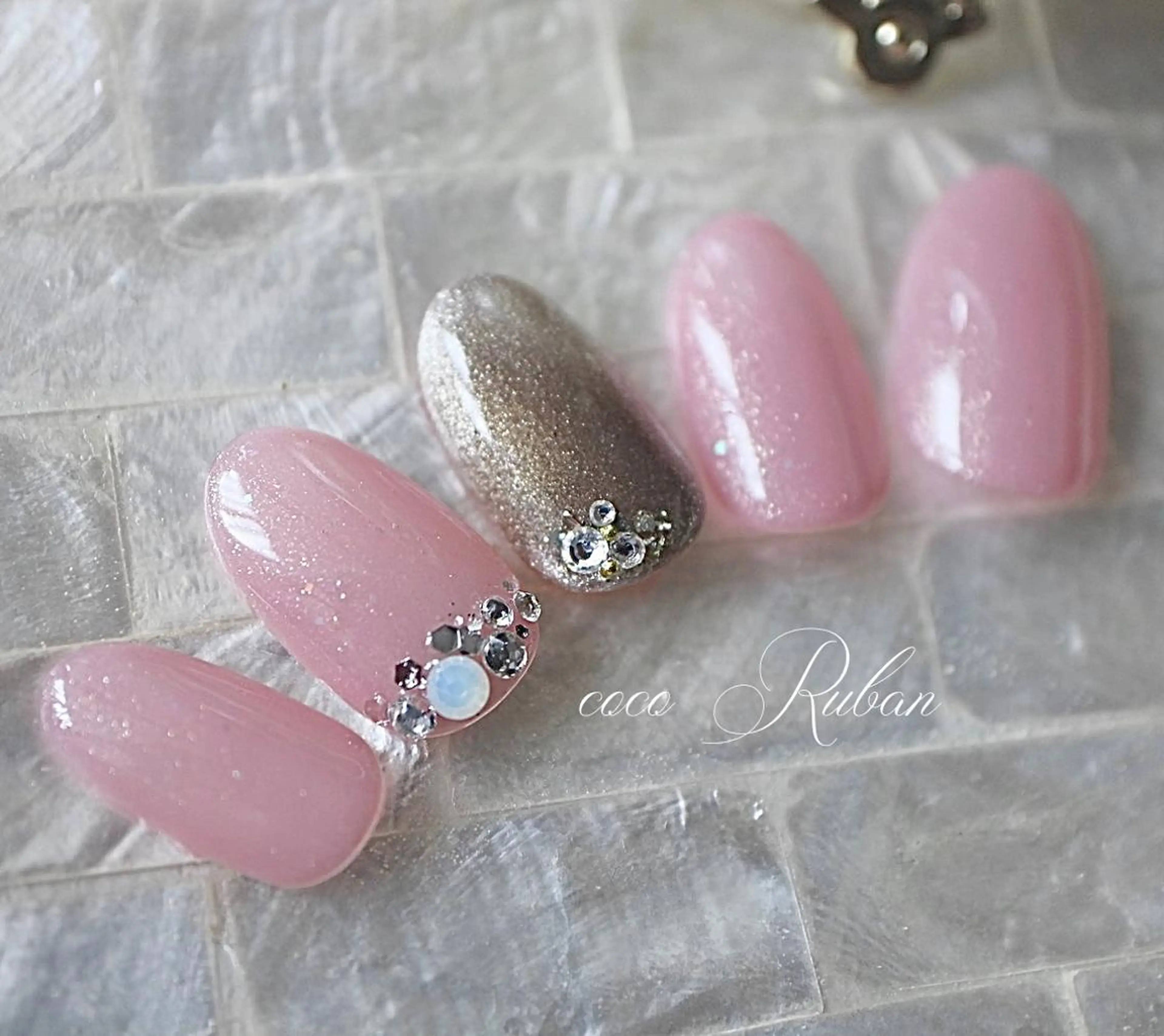 ネイル 自爪育成ネイルサロン ココリュバンのネイルデザイン