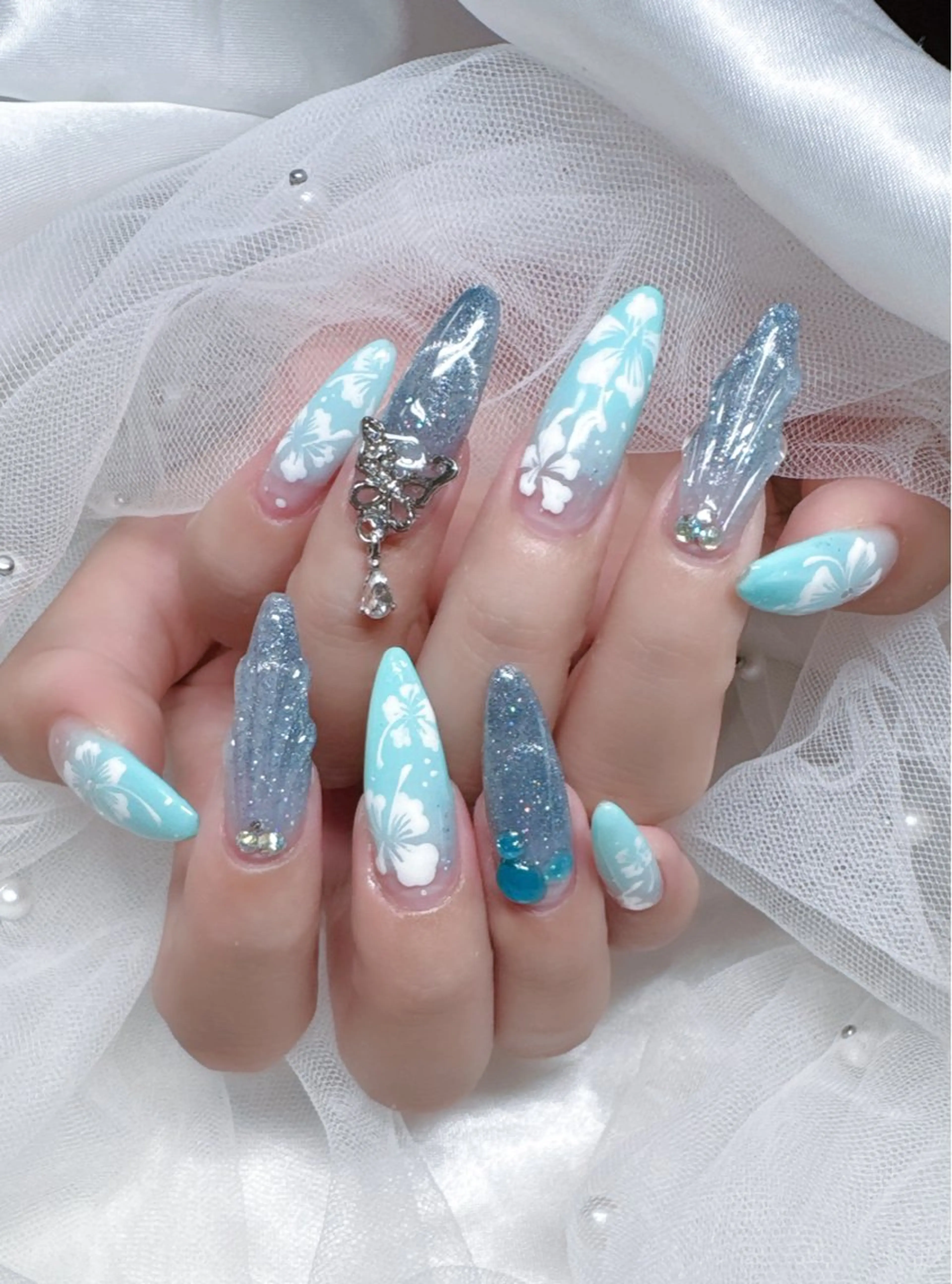 ネイル 高島 夏海のネイルデザイン