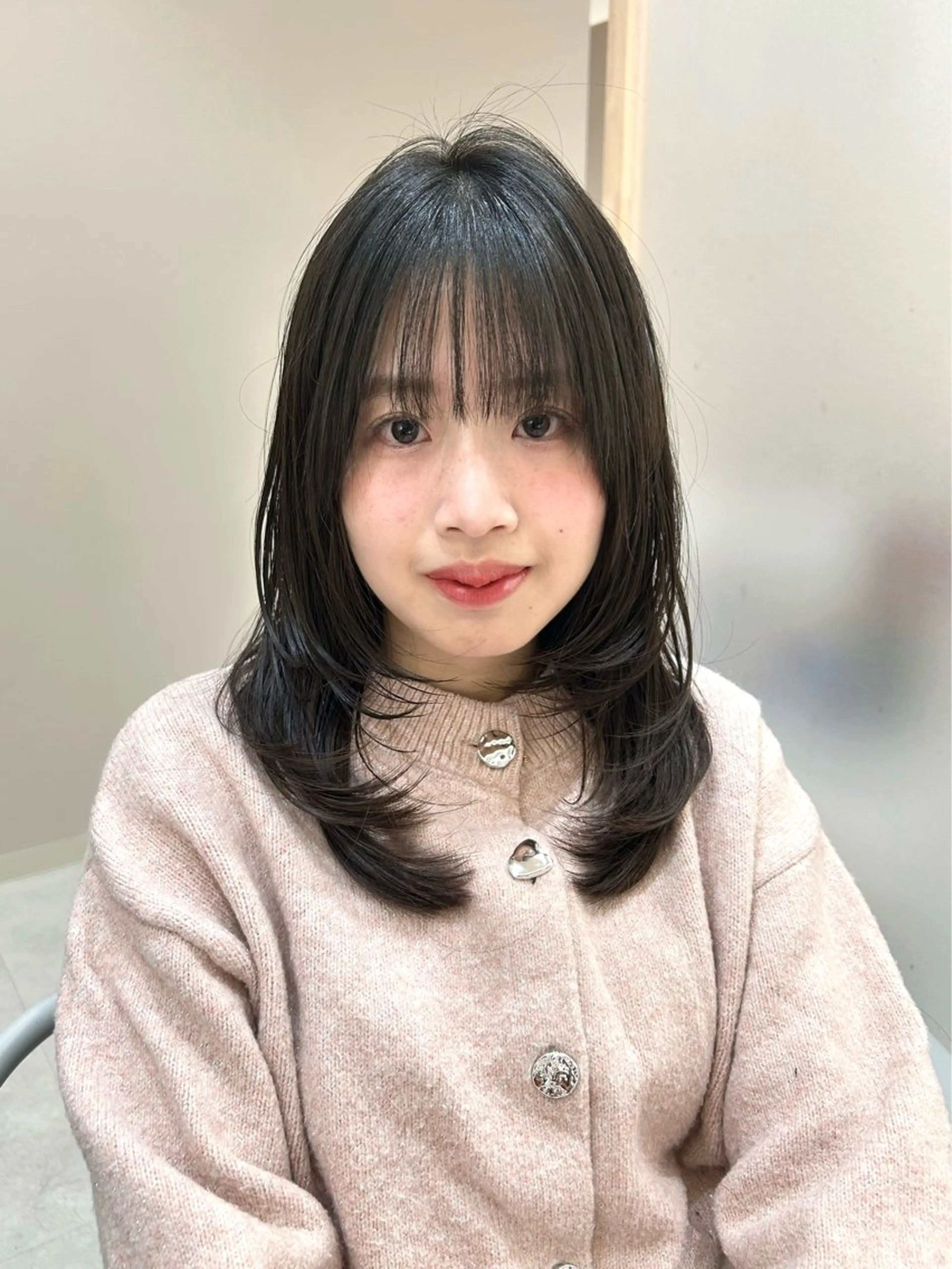 セミロング カラー ブリーチ 透明感カラー ダブルカラー グレージュ ブリーチなしカラー カット ヘアカラー レイヤーカット☆顔ま わりカット＊田村りおのヘアスタイル