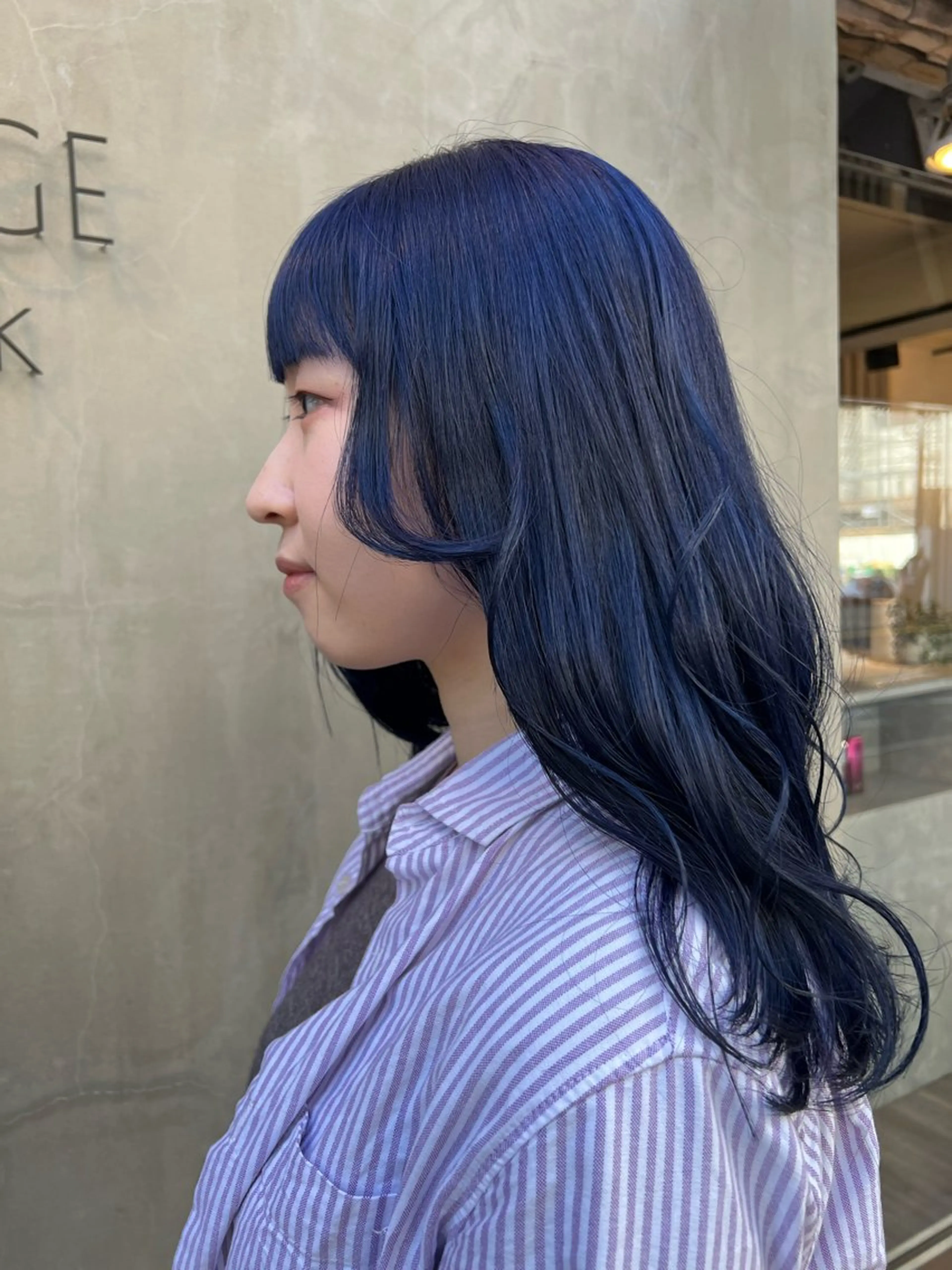 セミロング カラー ブルーカラー いぐちしょうた🫧 VISAGEbaskのヘアスタイル
