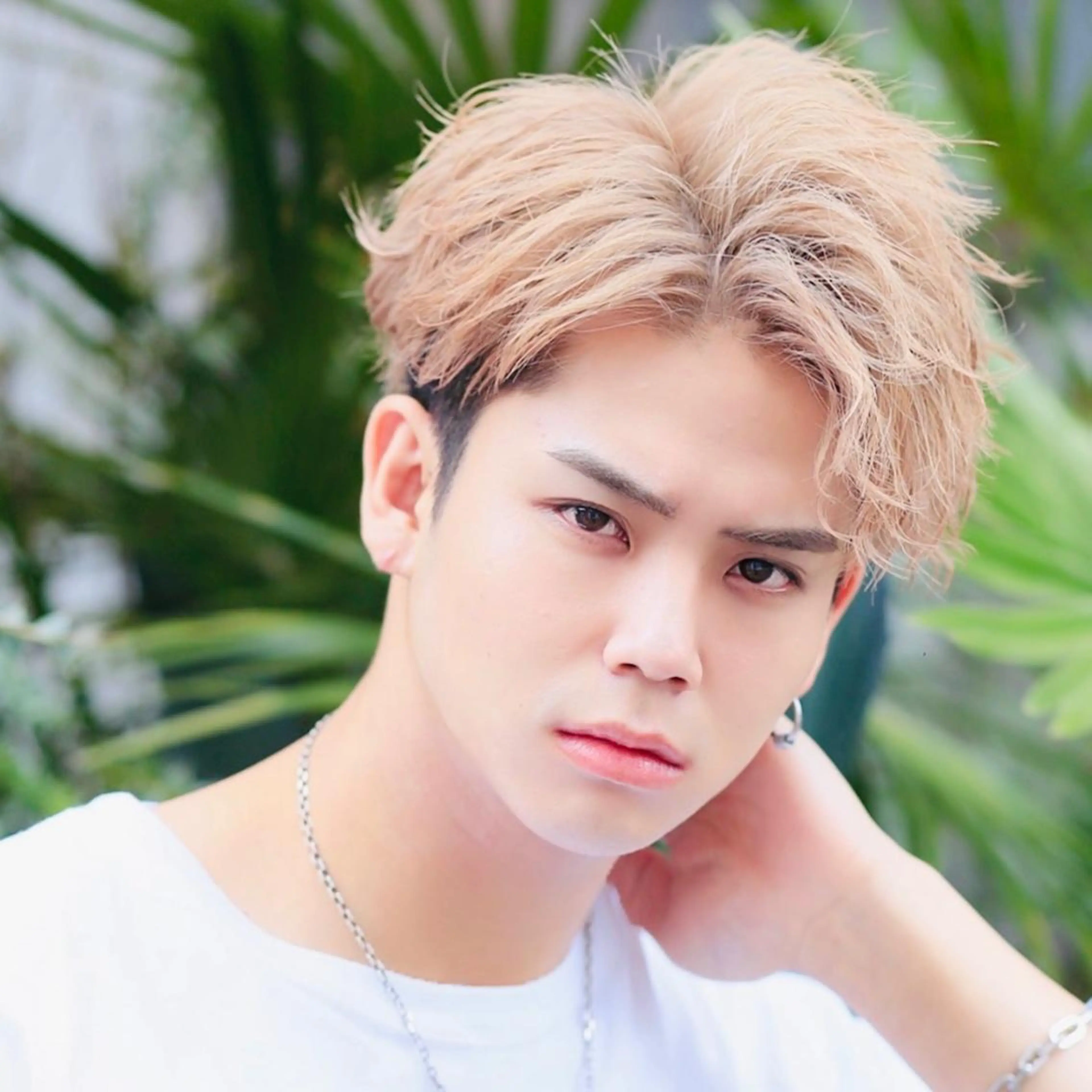 カラー メンズ メンズブリーチ メンズハイトーン ブリーチ ハイトーンカラー トレンドパーマ‼️ NAOKI💥のヘアスタイル