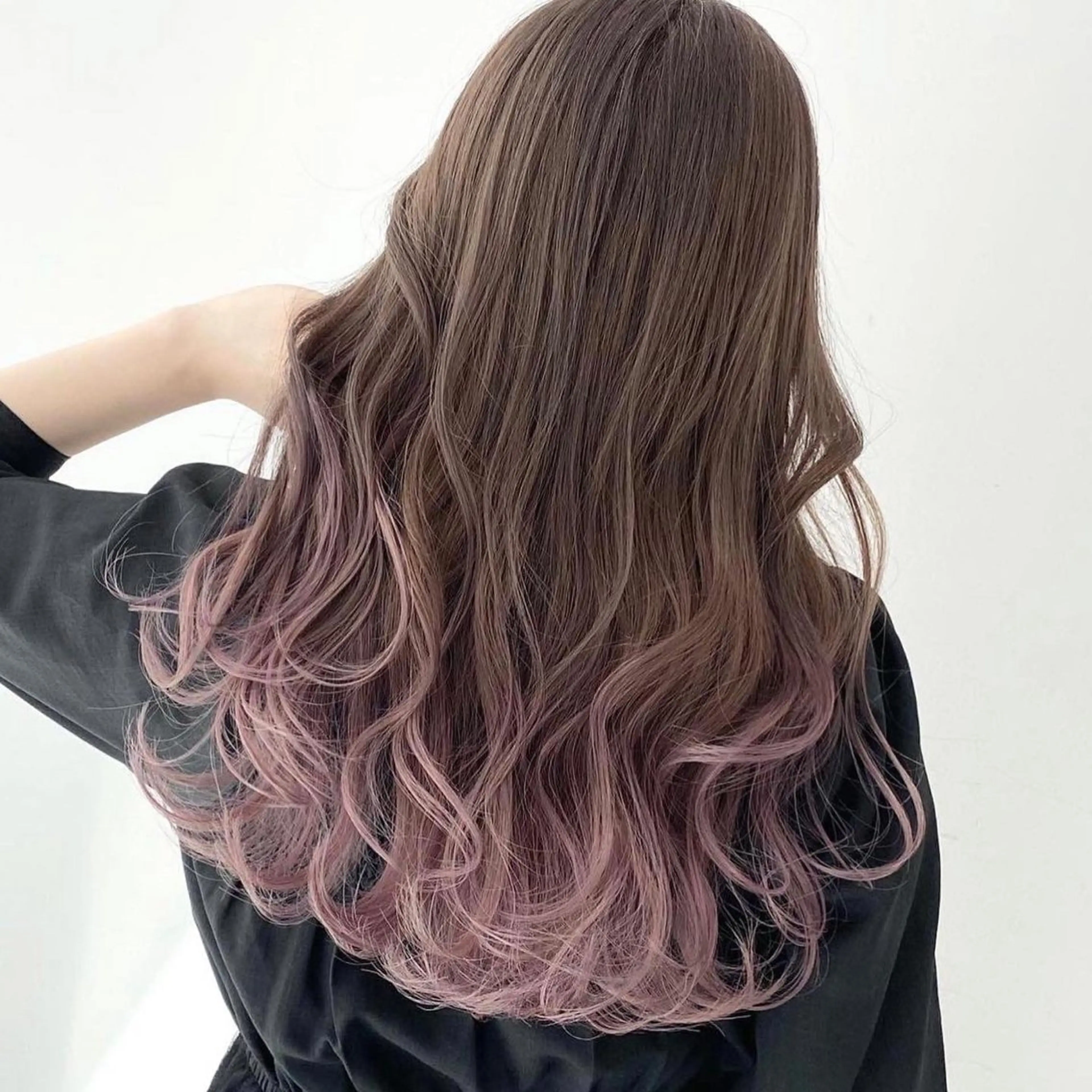ロング カラー グラデーションカラー ピンクカラー ホワイトピンク ヘアカラー トリートメント 【ブリーチカラー】 🌈ALIVE若山葵のヘアスタイル